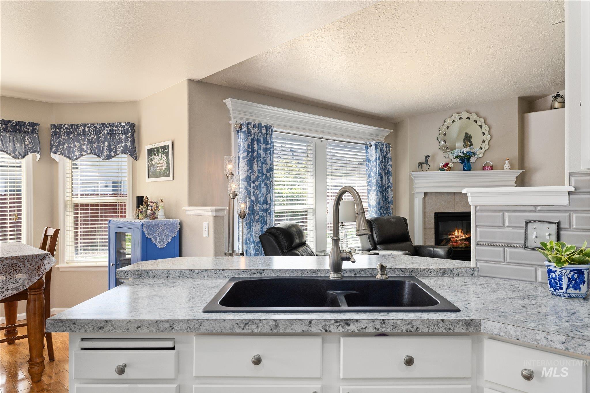 2915 E Green Canyon Dr, Meridian, Idaho 83642, 4 Bedrooms, 2 Bathrooms, Residential For Sale, Price $550,000, 98981169