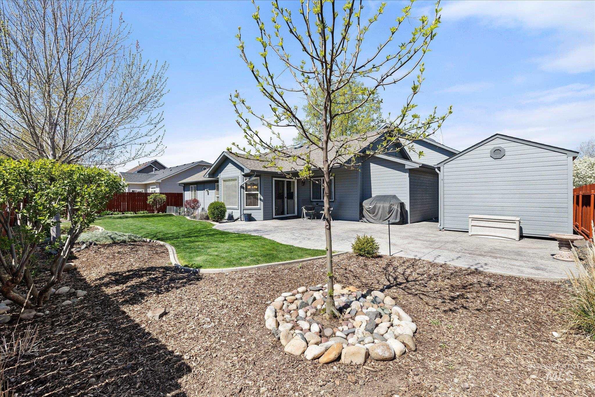 2915 E Green Canyon Dr, Meridian, Idaho 83642, 4 Bedrooms, 2 Bathrooms, Residential For Sale, Price $550,000, 98981169