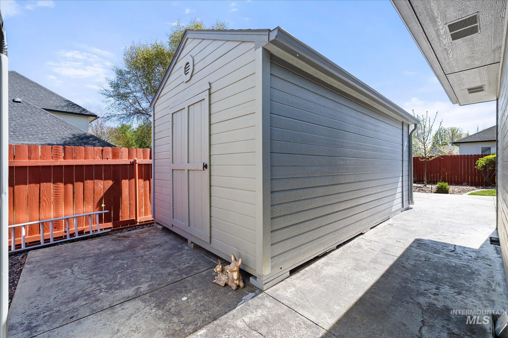 2915 E Green Canyon Dr, Meridian, Idaho 83642, 4 Bedrooms, 2 Bathrooms, Residential For Sale, Price $550,000, 98981169