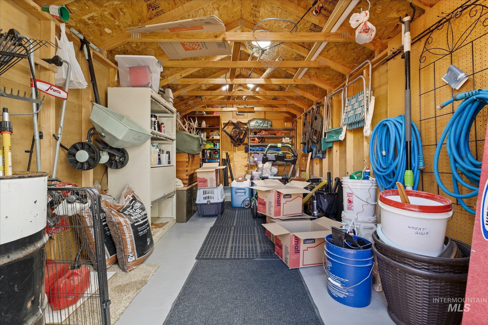 2915 E Green Canyon Dr, Meridian, Idaho 83642, 4 Bedrooms, 2 Bathrooms, Residential For Sale, Price $550,000, 98981169