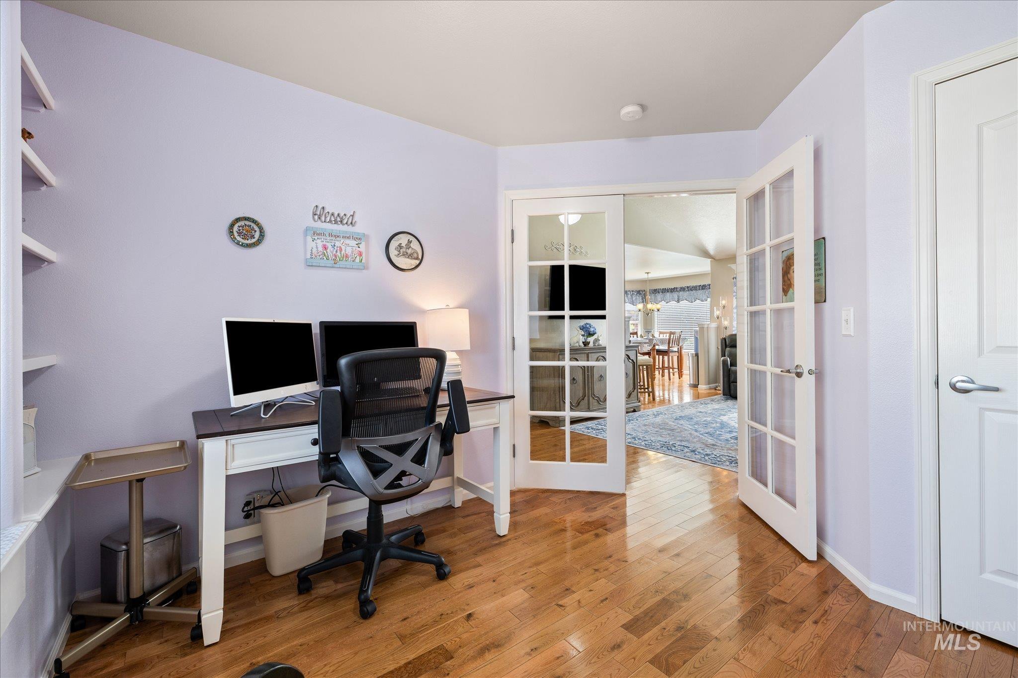 2915 E Green Canyon Dr, Meridian, Idaho 83642, 4 Bedrooms, 2 Bathrooms, Residential For Sale, Price $550,000, 98981169