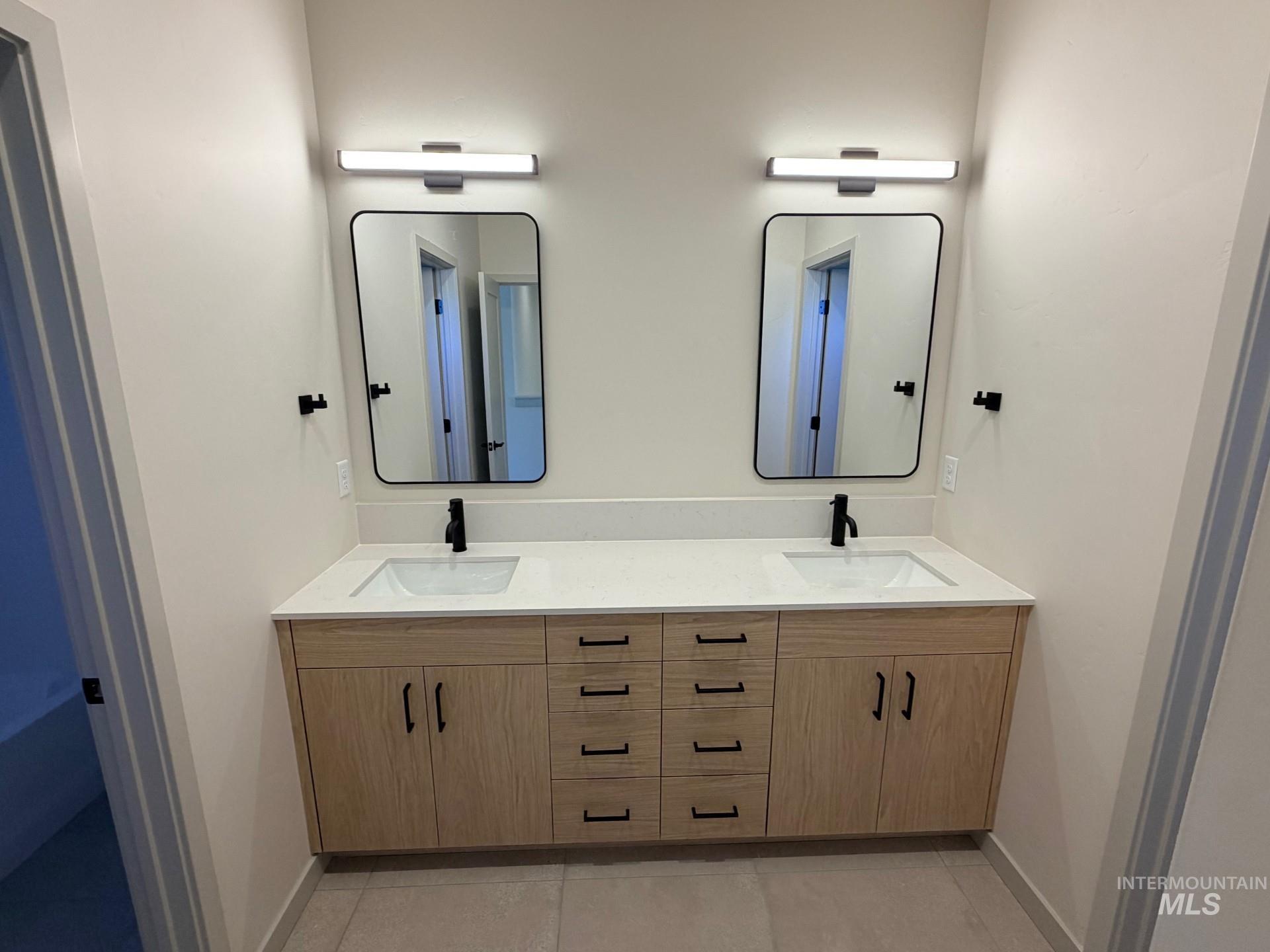 10173 W Southerland Dr, Boise, Idaho 83709, 3 Bedrooms, 2.5 Bathrooms, Residential For Sale, Price $525,000, 98981170