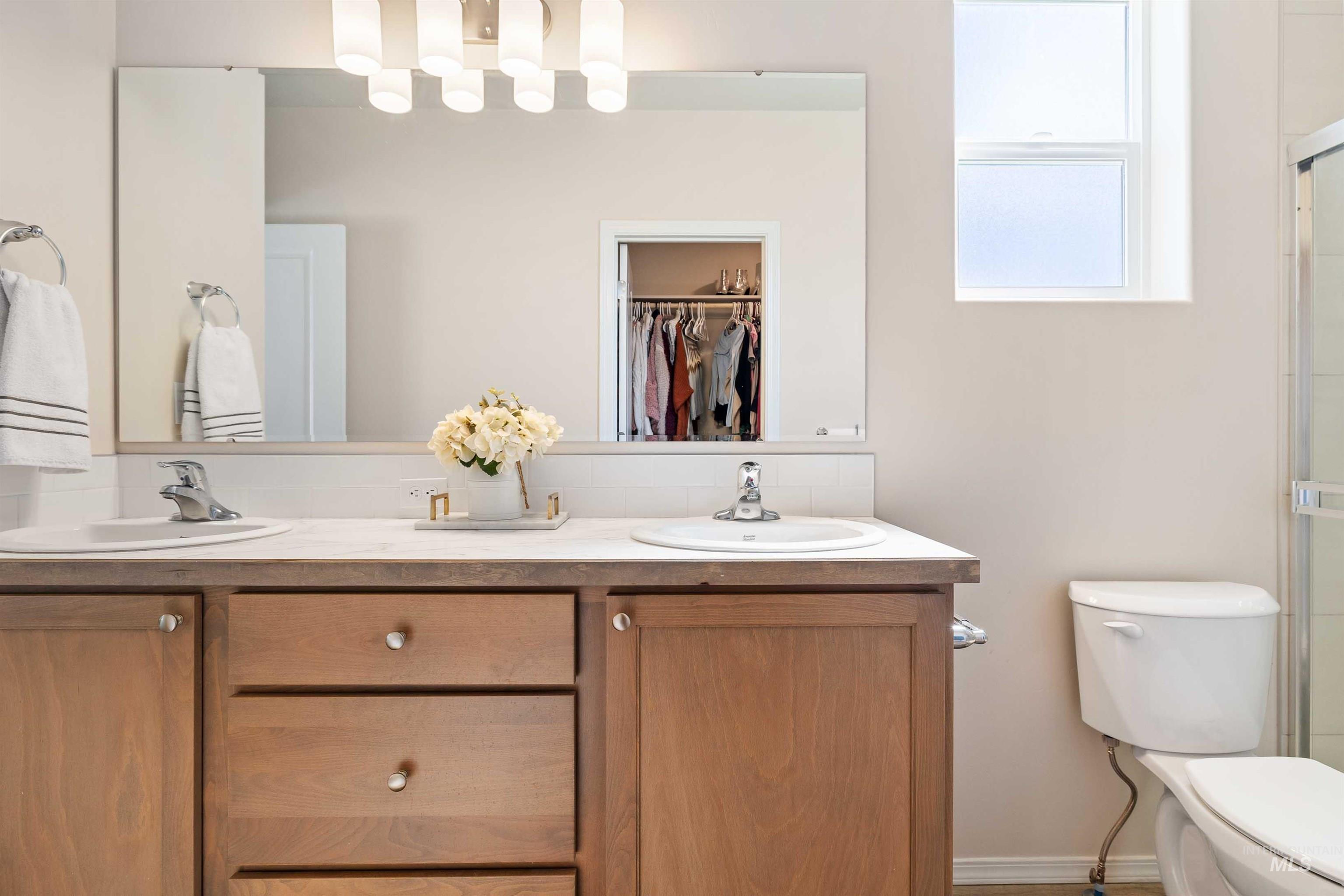 1603 Kenyon Meadow St, Twin Falls, Idaho 83301, 3 Bedrooms, 2 Bathrooms, Residential For Sale, Price $342,900, 98981171