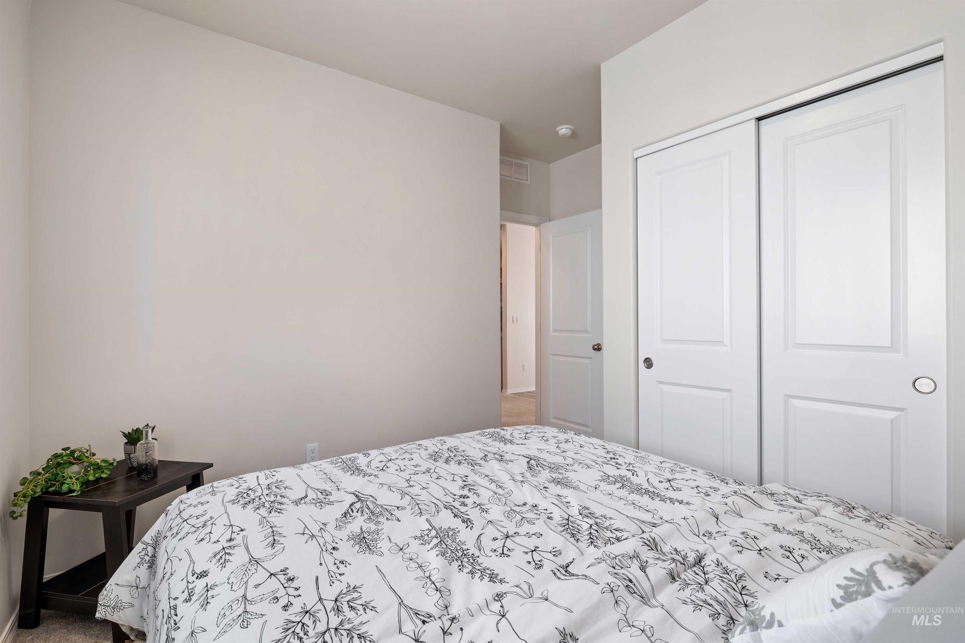 1603 Kenyon Meadow St, Twin Falls, Idaho 83301, 3 Bedrooms, 2 Bathrooms, Residential For Sale, Price $342,900, 98981171