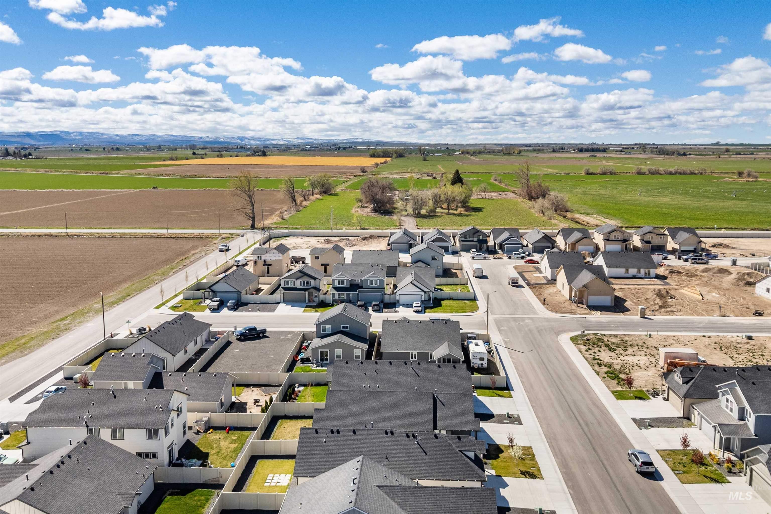 1603 Kenyon Meadow St, Twin Falls, Idaho 83301, 3 Bedrooms, 2 Bathrooms, Residential For Sale, Price $342,900, 98981171