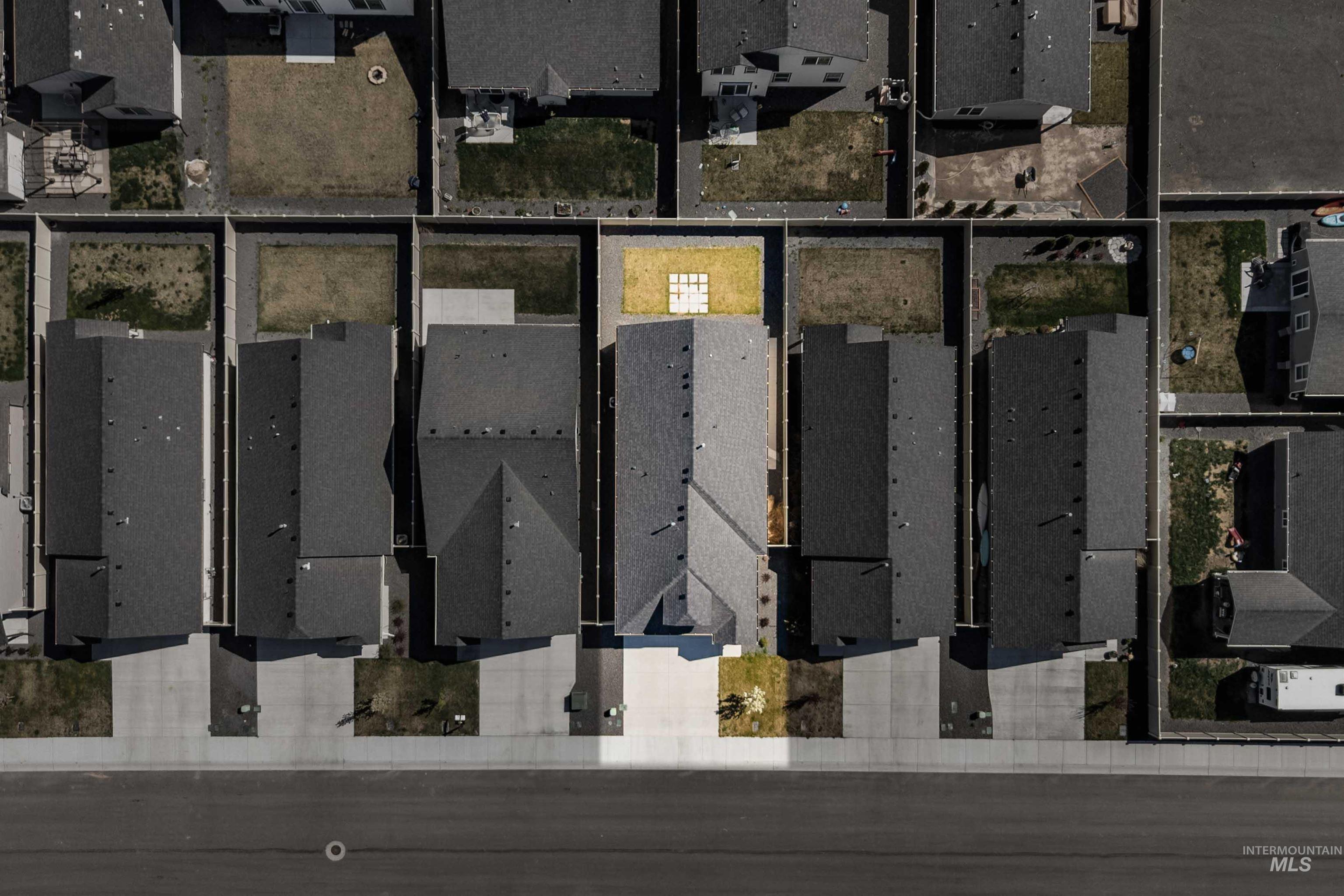 1603 Kenyon Meadow St, Twin Falls, Idaho 83301, 3 Bedrooms, 2 Bathrooms, Residential For Sale, Price $342,900, 98981171