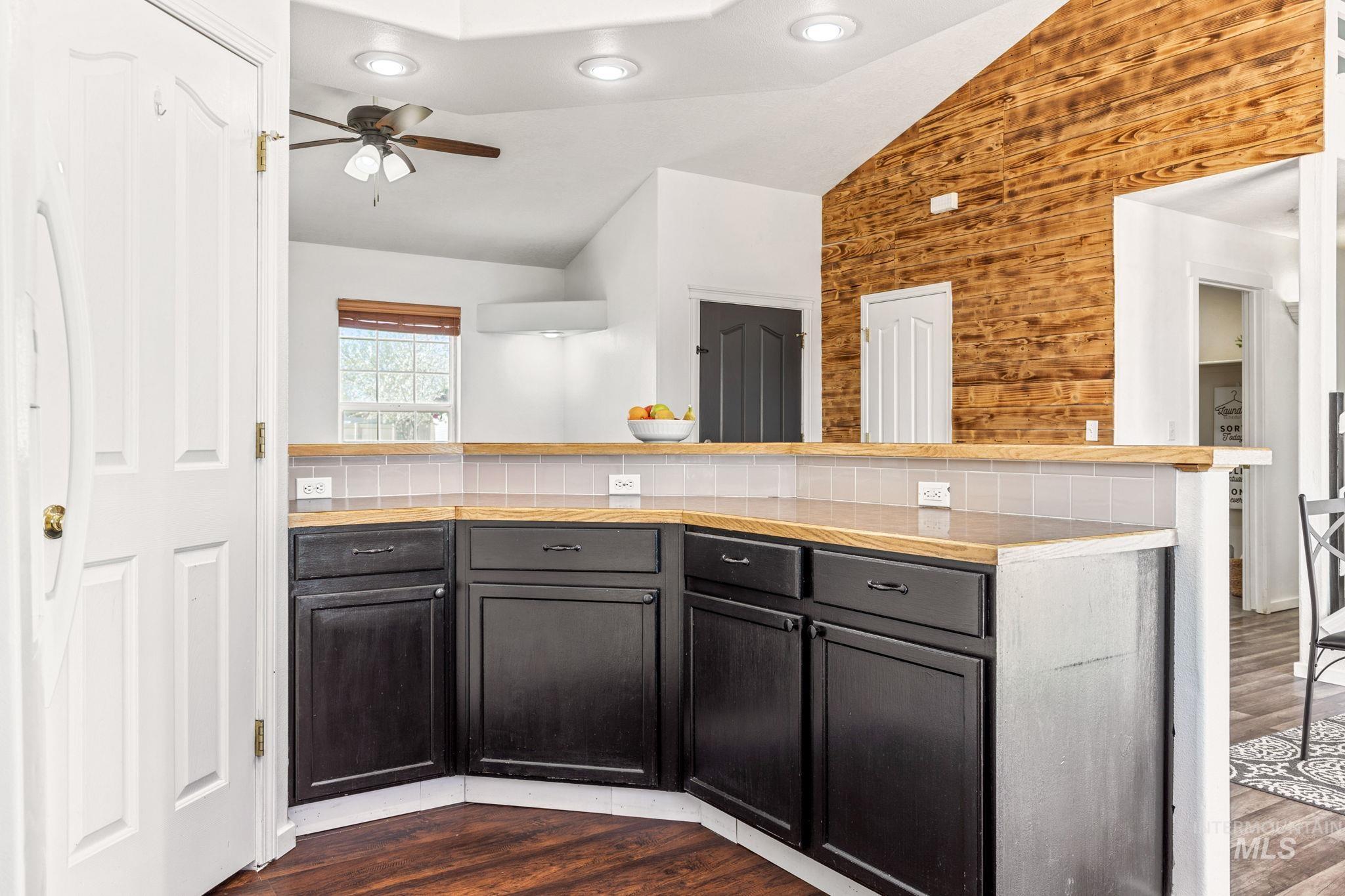 526 Cornwall Way, Fruitland, Idaho 83619, 3 Bedrooms, 2 Bathrooms, Residential For Sale, Price $344,800, 98981172