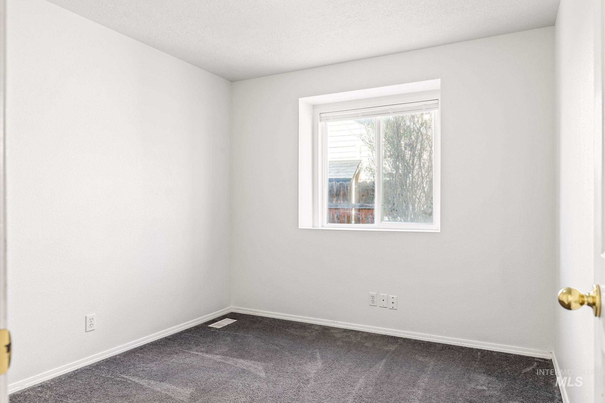 526 Cornwall Way, Fruitland, Idaho 83619, 3 Bedrooms, 2 Bathrooms, Residential For Sale, Price $344,800, 98981172