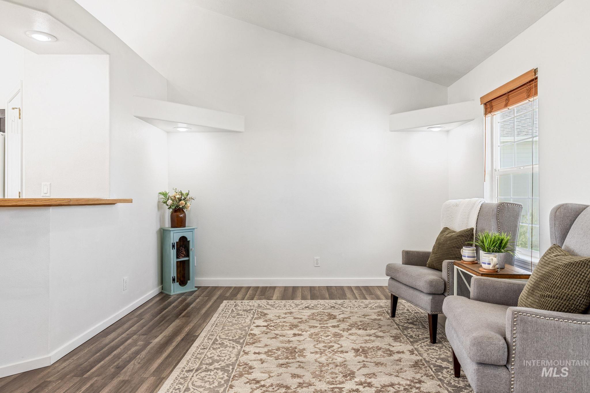 526 Cornwall Way, Fruitland, Idaho 83619, 3 Bedrooms, 2 Bathrooms, Residential For Sale, Price $344,800, 98981172