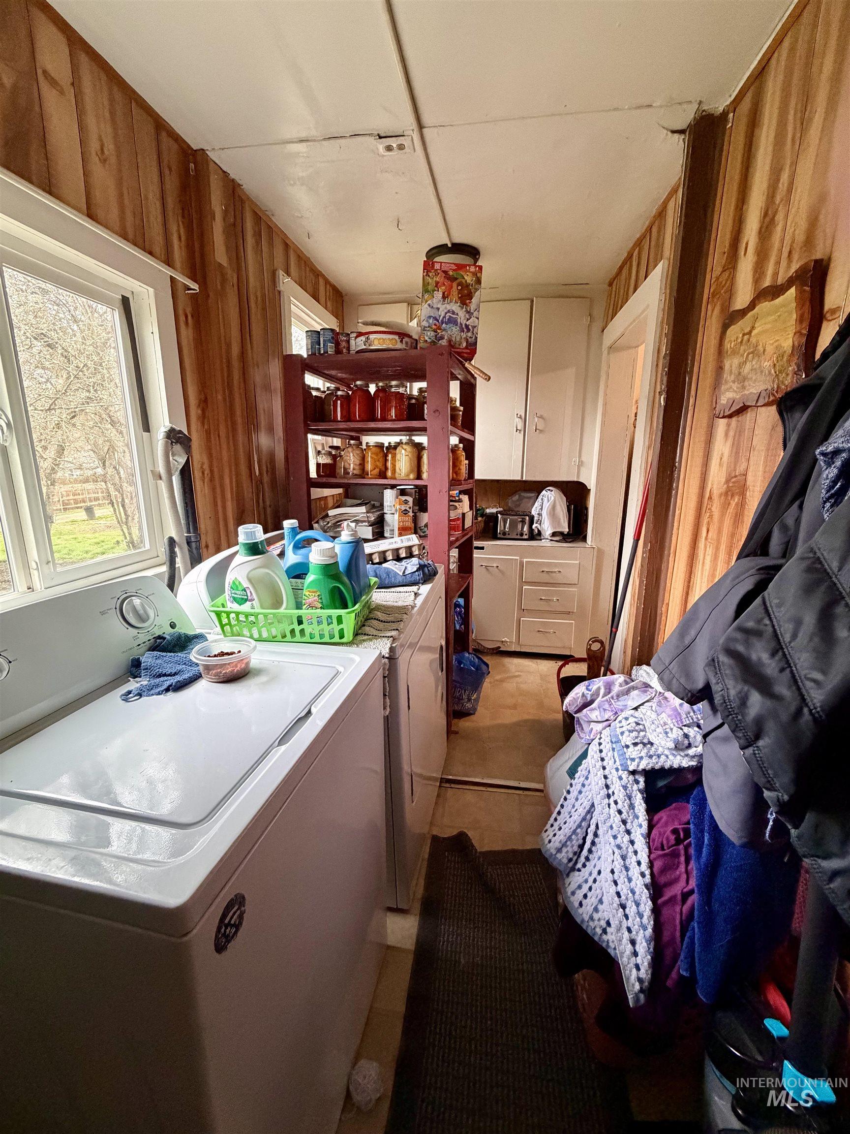 601 Maple St, Kamiah, Idaho 83536, 3 Bedrooms, 1 Bathroom, Residential Income For Sale, Price $495,000, 98981173