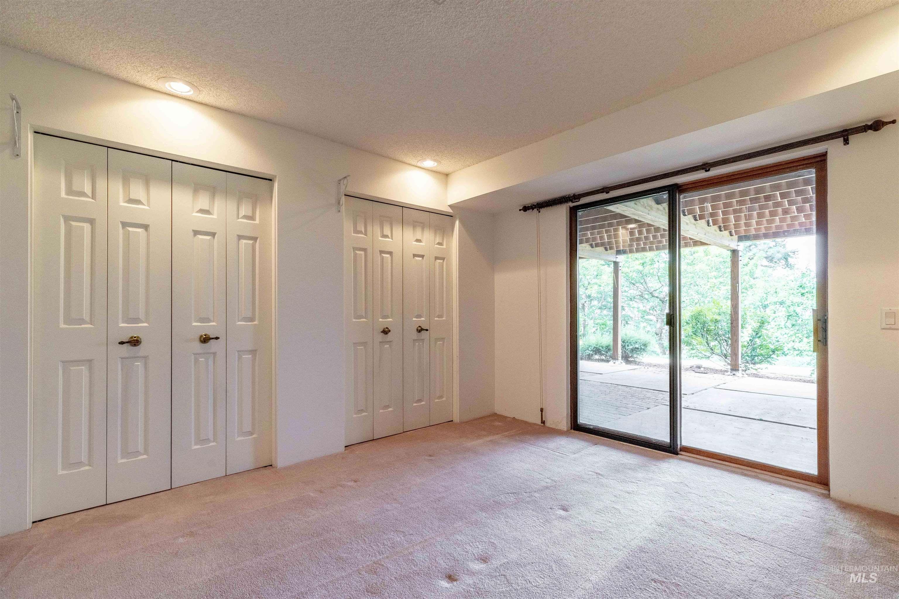 1050 Paradise Ridge Rd, Moscow, Idaho 83843, 6 Bedrooms, 5 Bathrooms, Residential For Sale, Price $1,475,000, 98981175