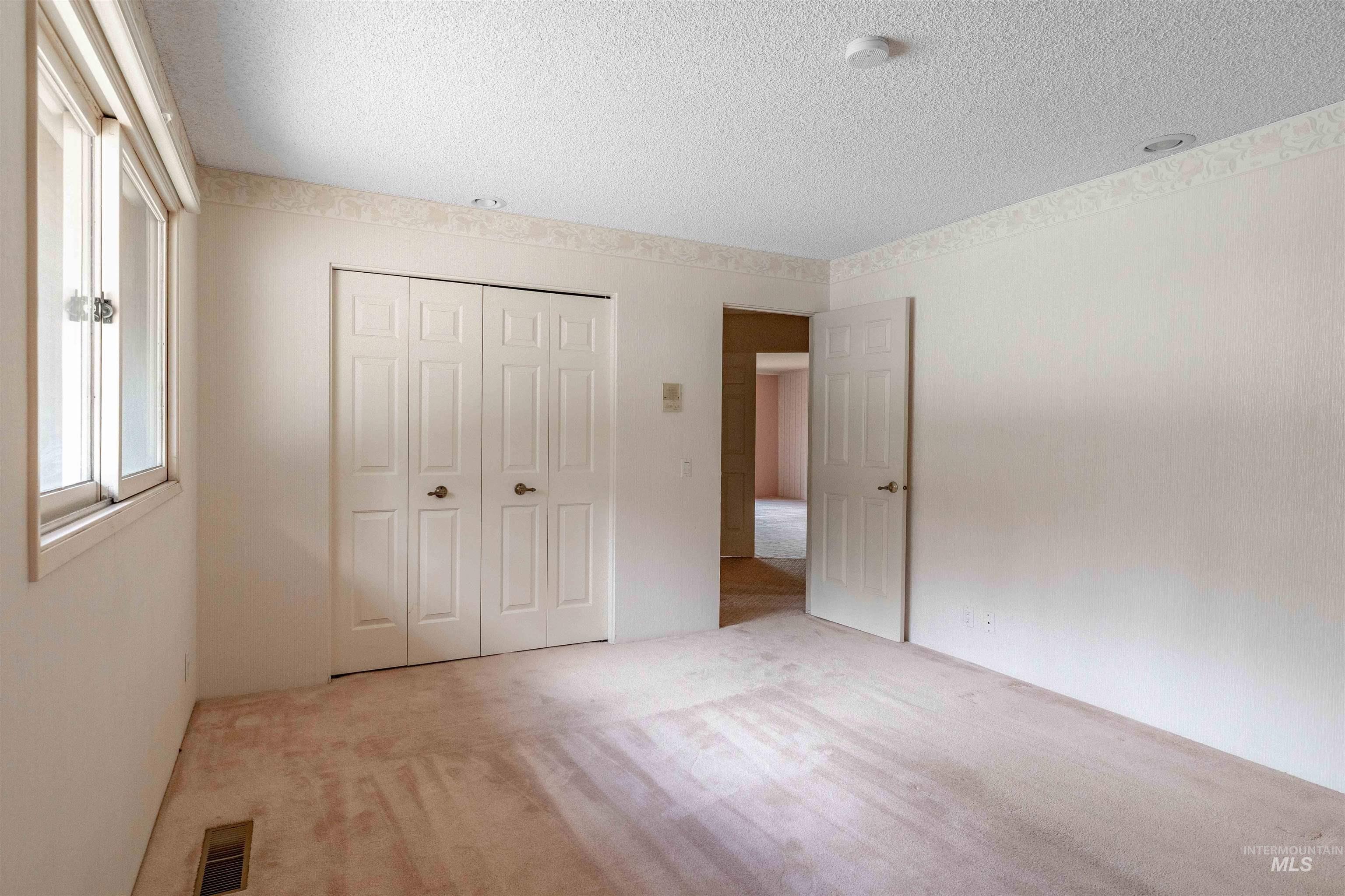 1050 Paradise Ridge Rd, Moscow, Idaho 83843, 6 Bedrooms, 5 Bathrooms, Residential For Sale, Price $1,475,000, 98981175