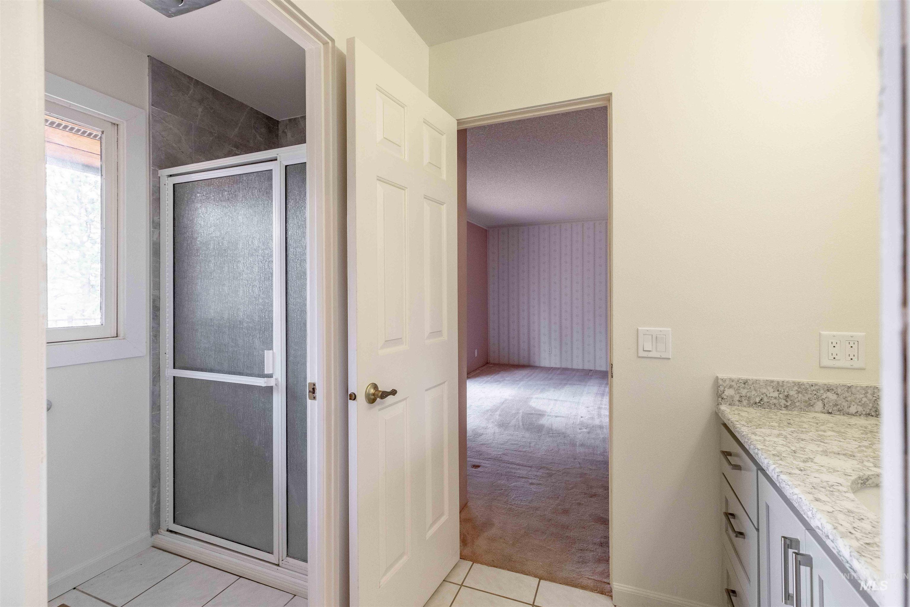 1050 Paradise Ridge Rd, Moscow, Idaho 83843, 6 Bedrooms, 5 Bathrooms, Residential For Sale, Price $1,475,000, 98981175