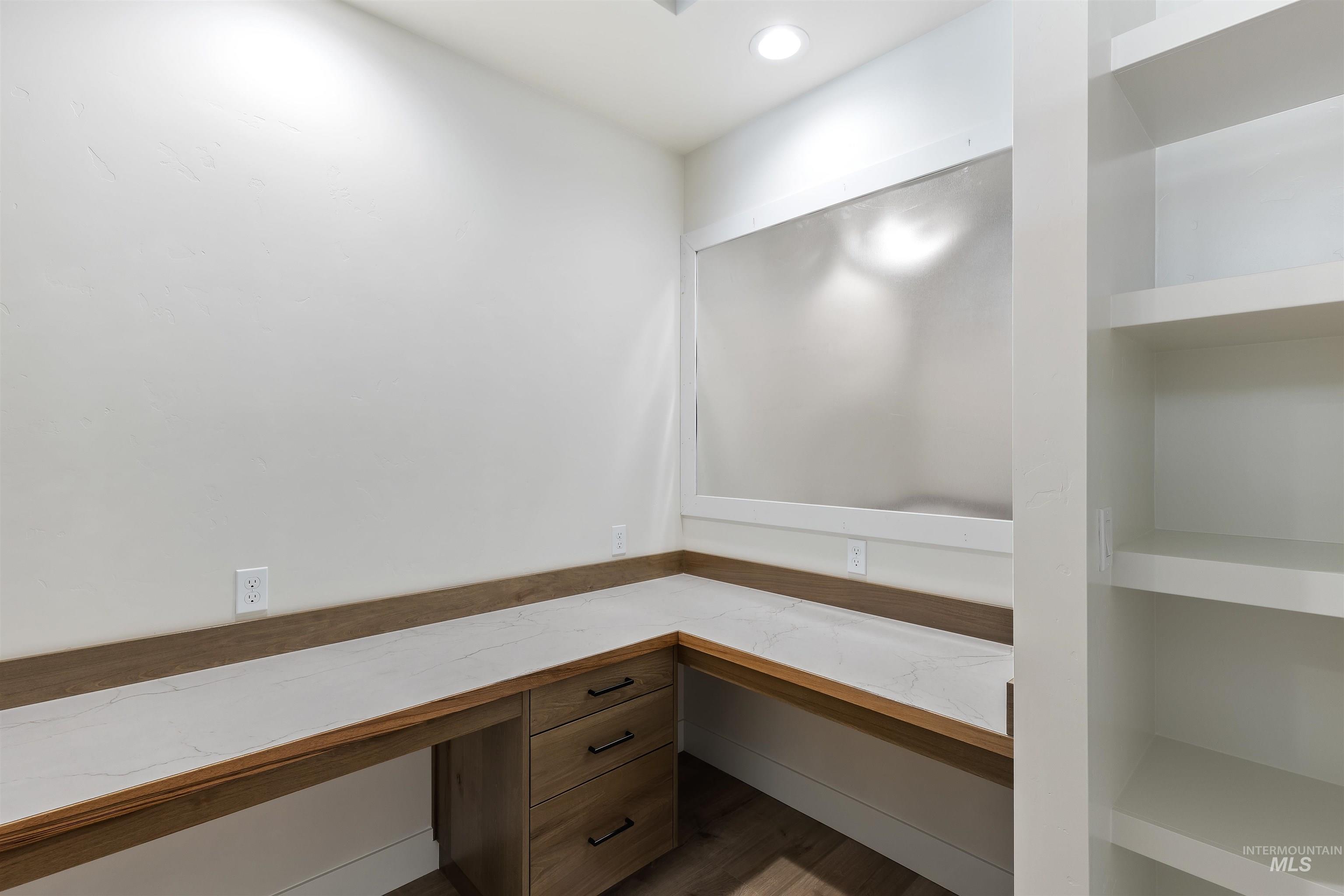 3501 S El Rio, Boise, Idaho 83709, 3 Bedrooms, 3 Bathrooms, Residential For Sale, Price $689,900, 98981177