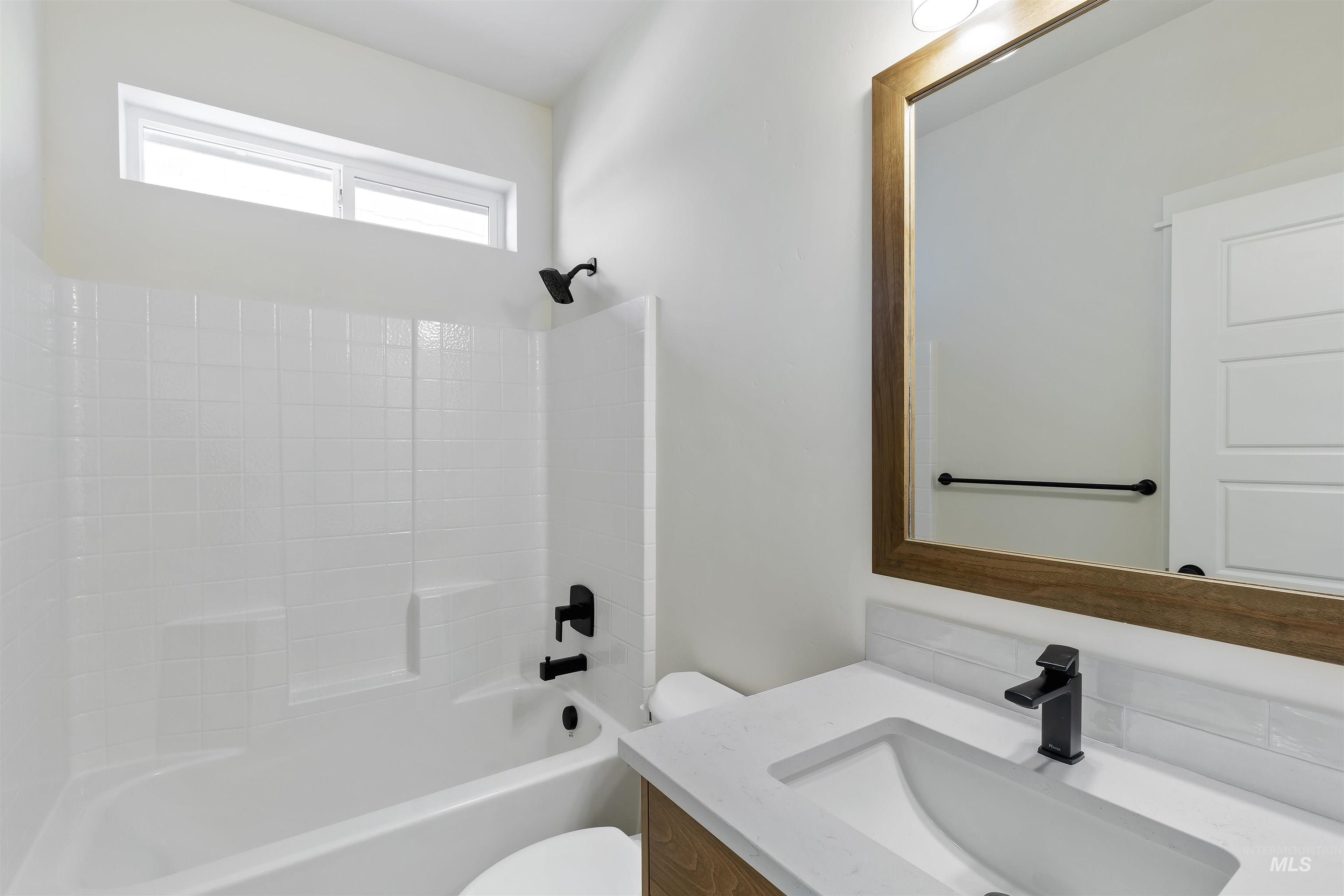 3501 S El Rio, Boise, Idaho 83709, 3 Bedrooms, 3 Bathrooms, Residential For Sale, Price $689,900, 98981177