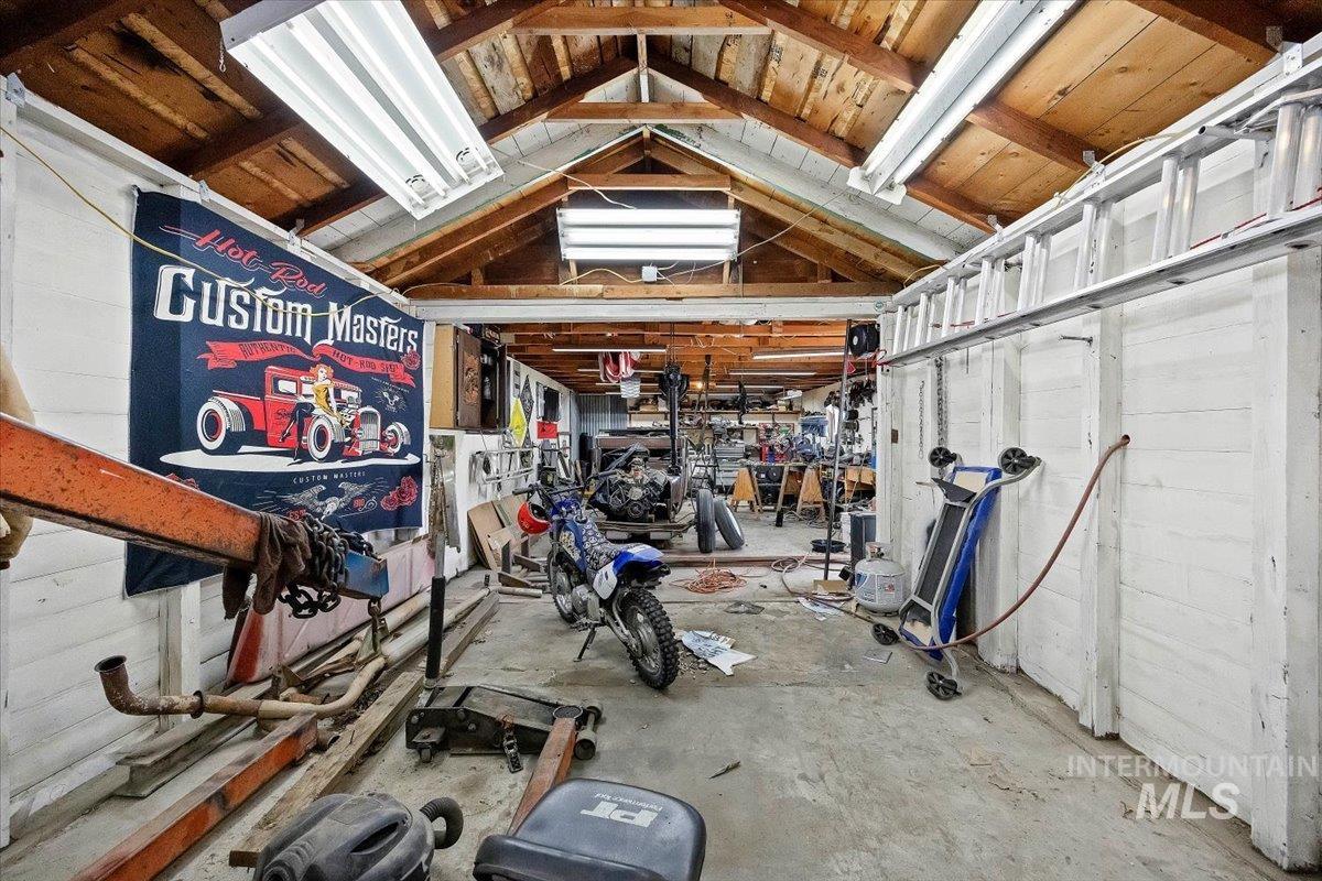 1141 Main St, Gooding, Idaho 83330, 3 Bedrooms, 1.5 Bathrooms, Residential For Sale, Price $299,999, 98981180