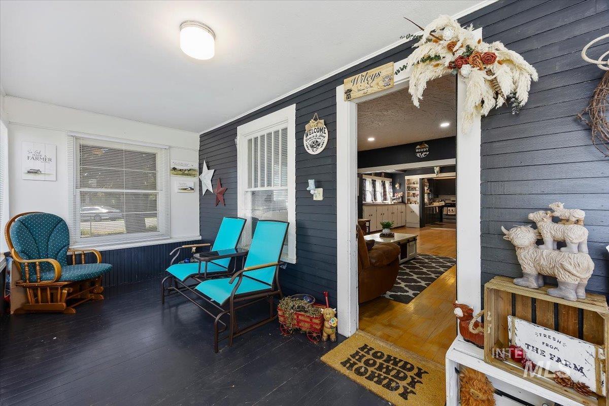 1141 Main St, Gooding, Idaho 83330, 3 Bedrooms, 1.5 Bathrooms, Residential For Sale, Price $299,999, 98981180