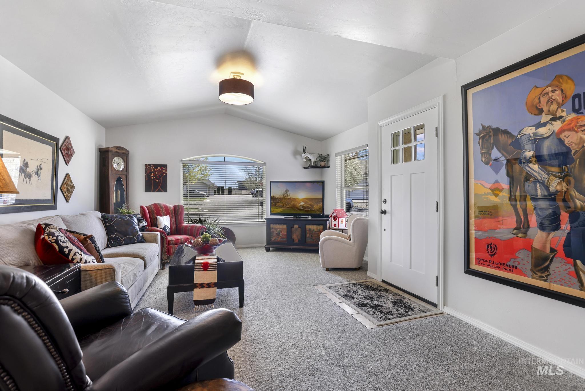 2515 Whispering Pine Dr, Twin Falls, Idaho 83301, 2 Bedrooms, 2 Bathrooms, Residential For Sale, Price $349,000, 98981181
