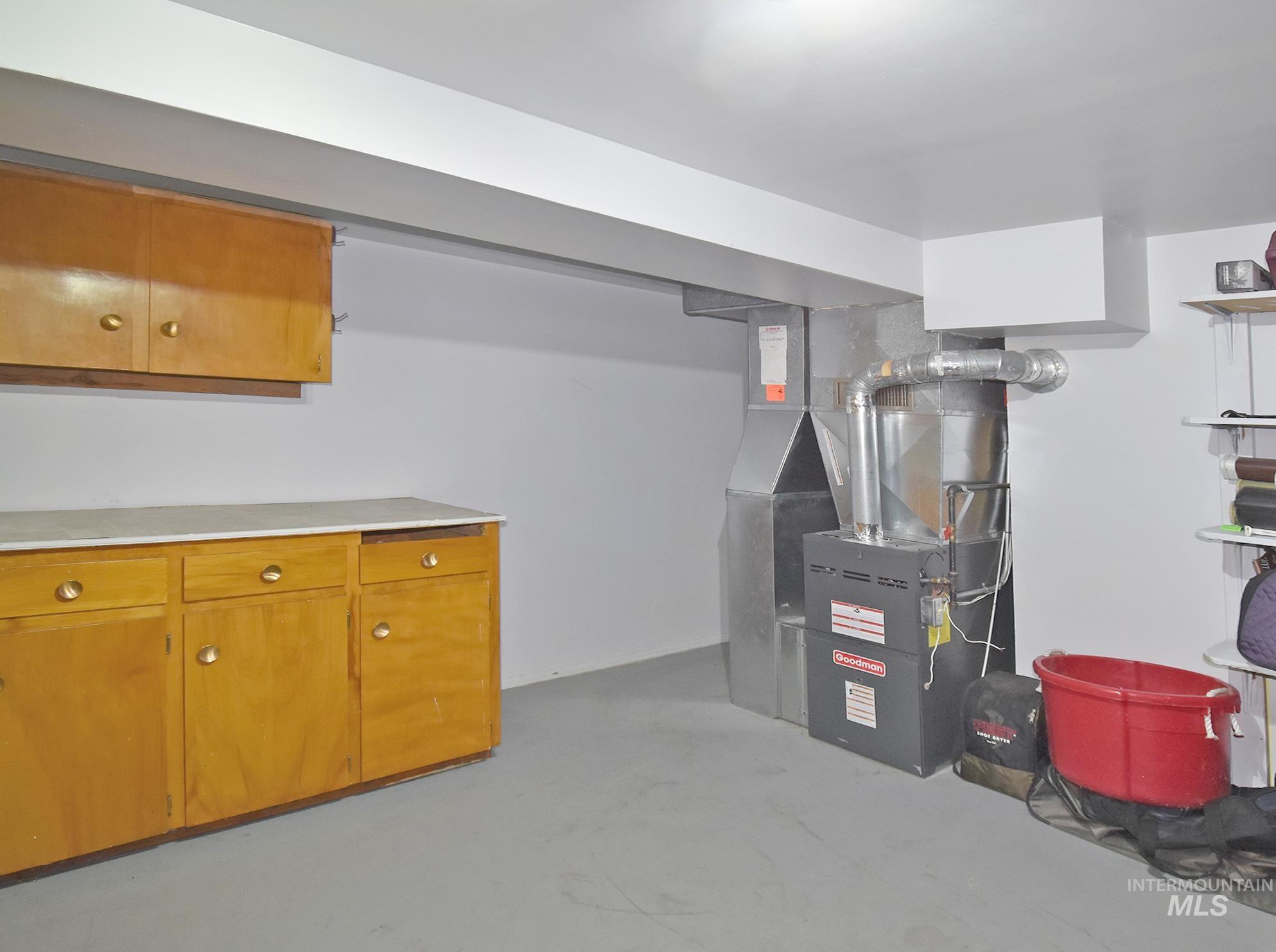 1032 Alder Drive, Lewiston, Idaho 83501, 2 Bedrooms, 1.5 Bathrooms, Residential For Sale, Price $390,000, 98981183