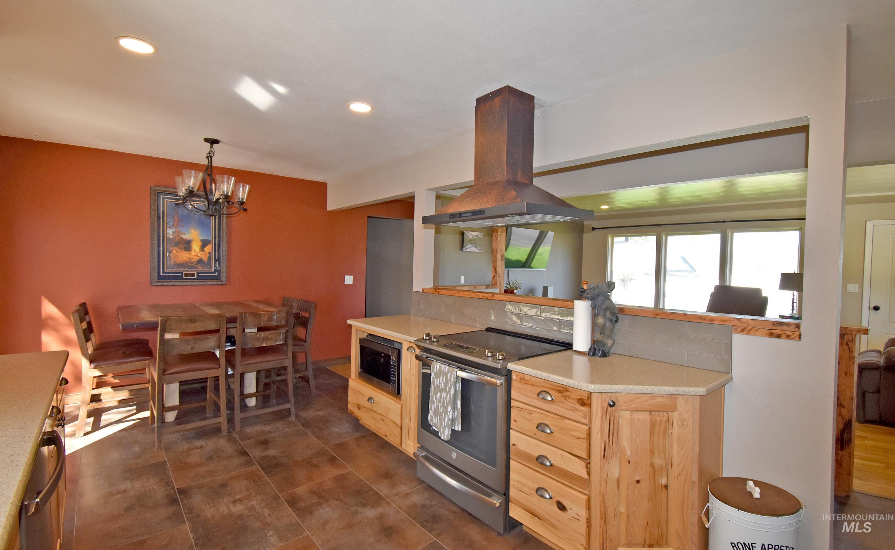 1032 Alder Drive, Lewiston, Idaho 83501, 2 Bedrooms, 1.5 Bathrooms, Residential For Sale, Price $390,000, 98981183