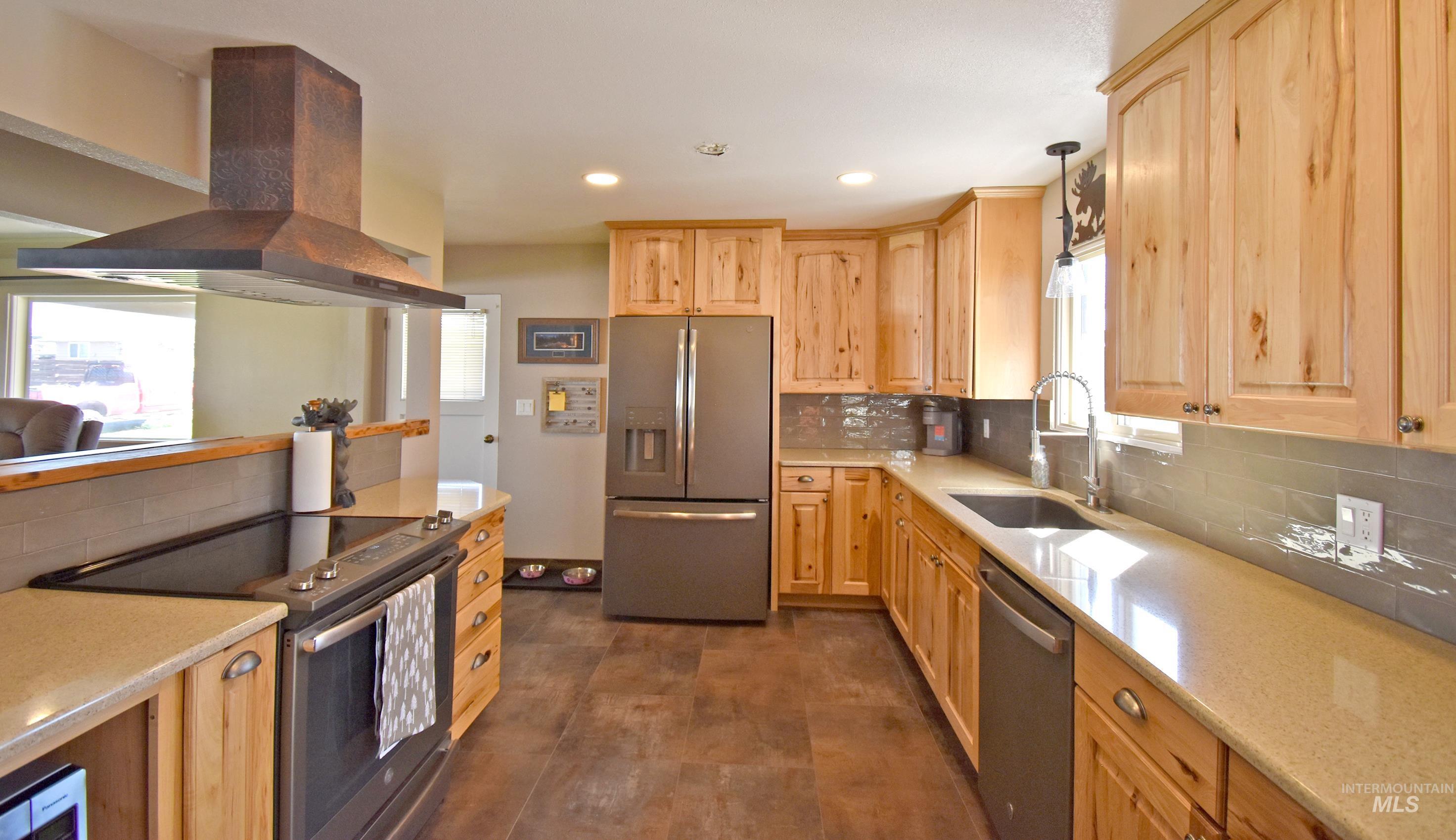 1032 Alder Drive, Lewiston, Idaho 83501, 2 Bedrooms, 1.5 Bathrooms, Residential For Sale, Price $390,000, 98981183