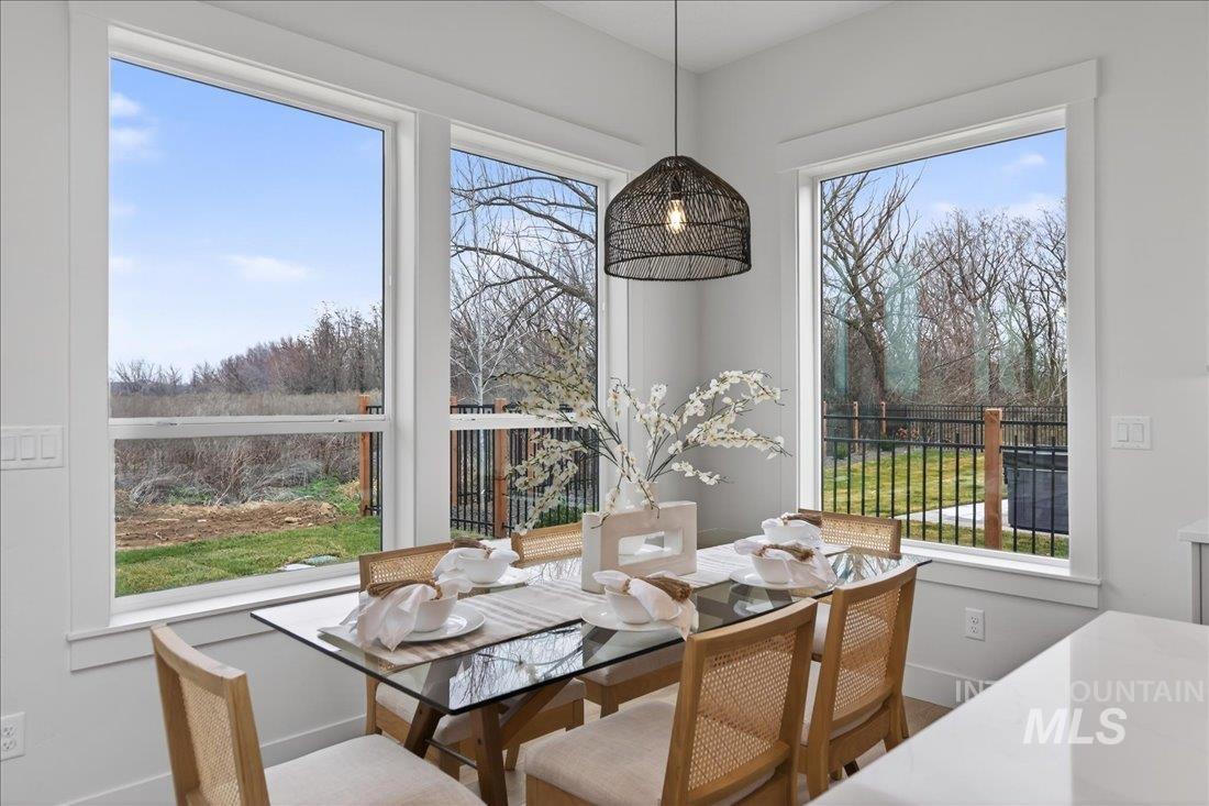 6518 W Flathead Lake St, Eagle, Idaho 83616, 4 Bedrooms, 3 Bathrooms, Residential For Sale, Price $999,000, 98981186