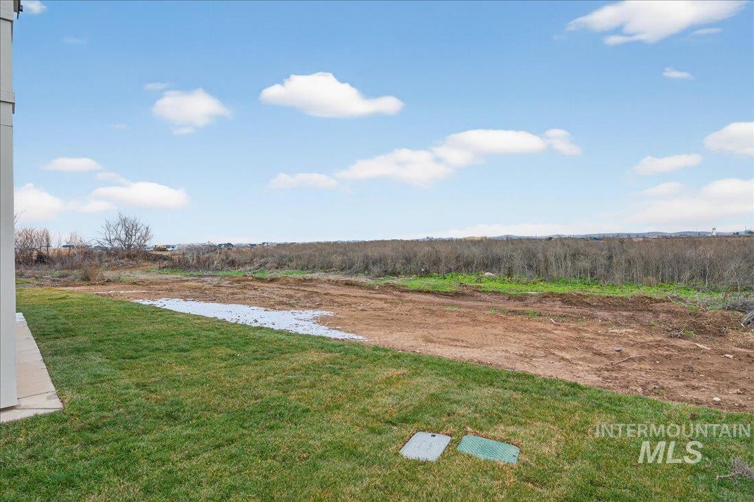 6518 W Flathead Lake St, Eagle, Idaho 83616, 4 Bedrooms, 3 Bathrooms, Residential For Sale, Price $999,000, 98981186