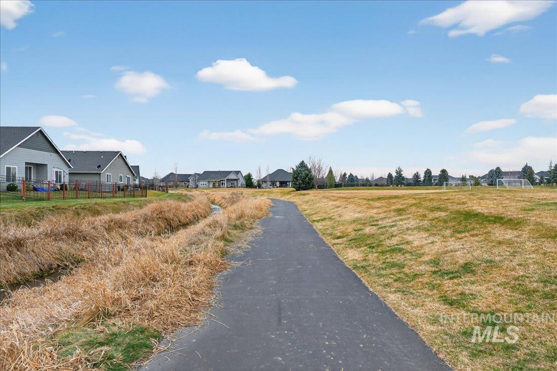 6518 W Flathead Lake St, Eagle, Idaho 83616, 4 Bedrooms, 3 Bathrooms, Residential For Sale, Price $999,000, 98981186