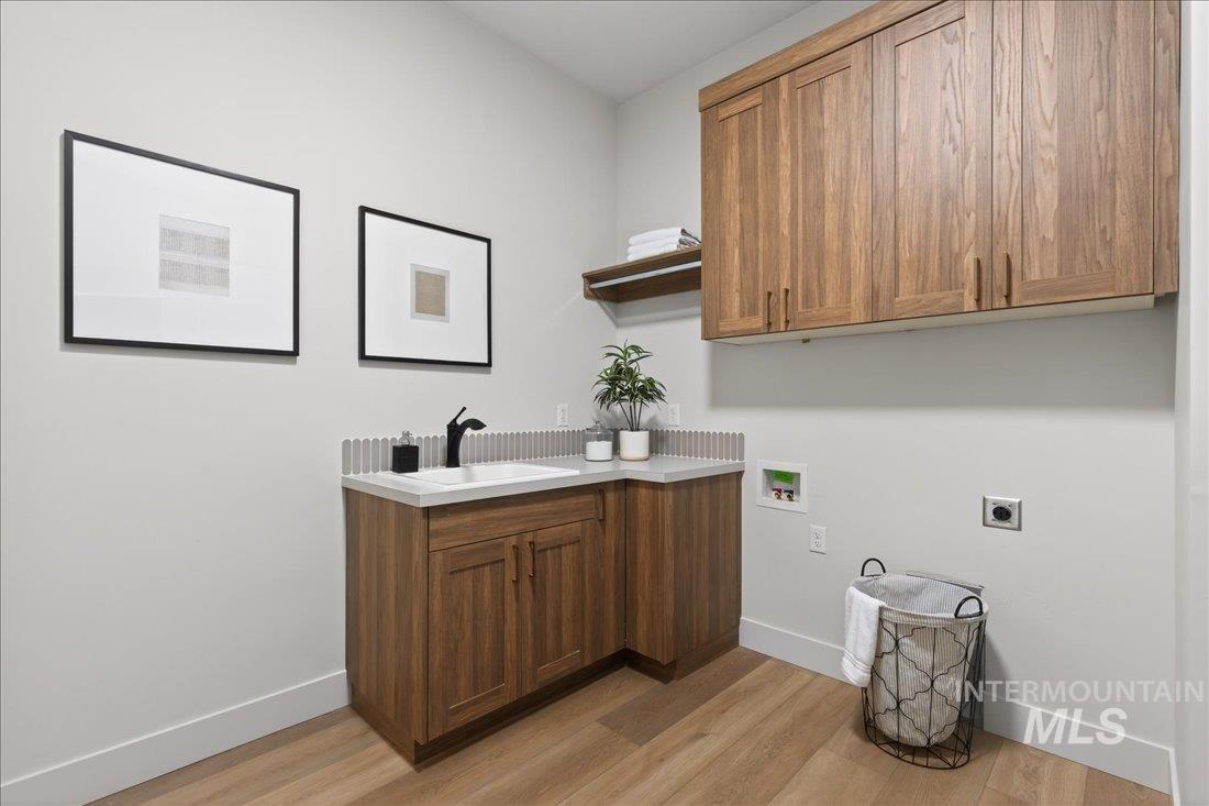 6518 W Flathead Lake St, Eagle, Idaho 83616, 4 Bedrooms, 3 Bathrooms, Residential For Sale, Price $999,000, 98981186