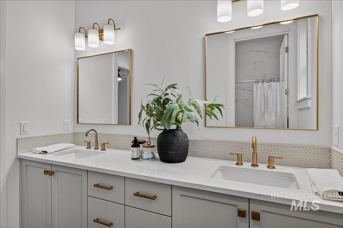 6260 W Evita St, Eagle, Idaho 83616, 4 Bedrooms, 3.5 Bathrooms, Residential For Sale, Price $1,299,900, 98981187