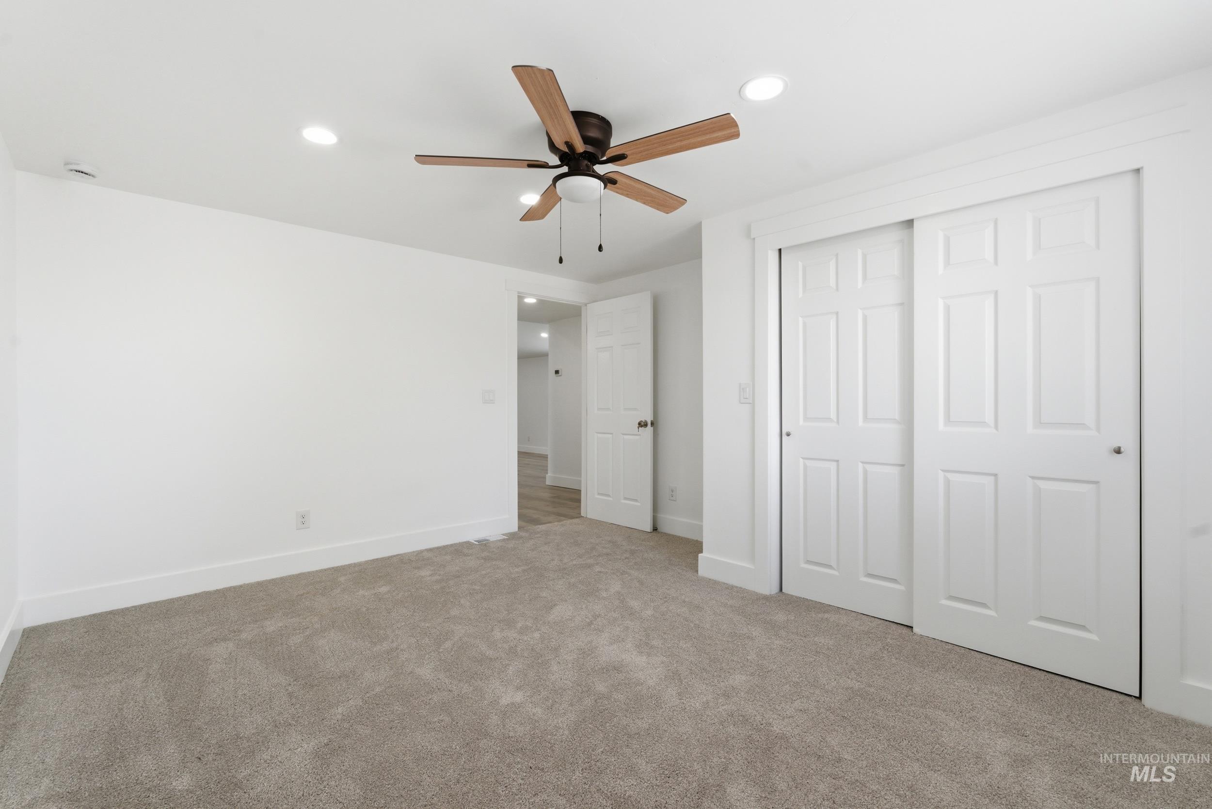 8279 Blue Ridge Ln, Boise, Idaho 83716, 3 Bedrooms, 2 Bathrooms, Residential For Sale, Price $180,000, 98981191