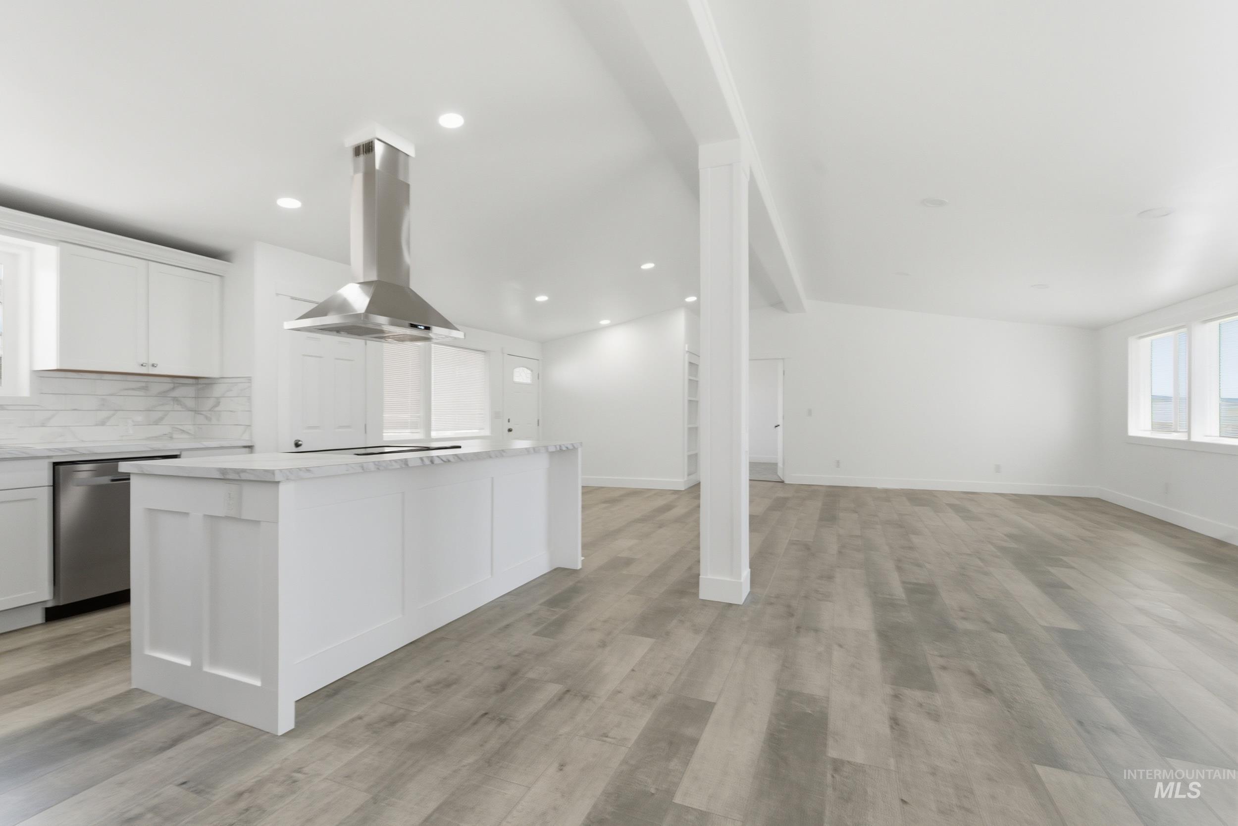 8279 Blue Ridge Ln, Boise, Idaho 83716, 3 Bedrooms, 2 Bathrooms, Residential For Sale, Price $180,000, 98981191