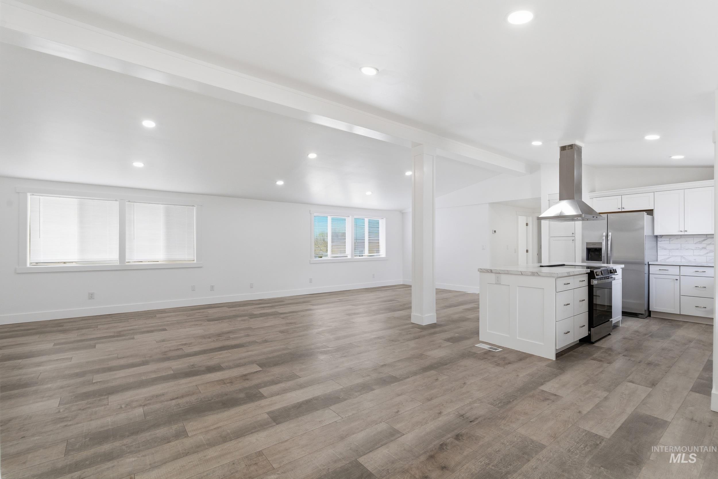 8279 Blue Ridge Ln, Boise, Idaho 83716, 3 Bedrooms, 2 Bathrooms, Residential For Sale, Price $180,000, 98981191