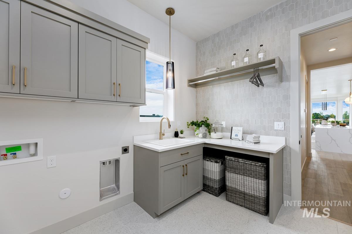 6796 Big Wood Way, Star, Idaho 83669, 3 Bedrooms, 2.5 Bathrooms, Residential For Sale, Price $1,454,203, 98981195