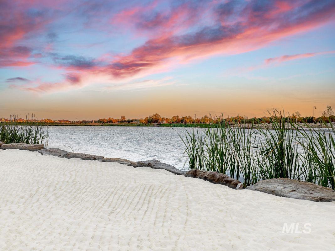 6796 Big Wood Way, Star, Idaho 83669, 3 Bedrooms, 2.5 Bathrooms, Residential For Sale, Price $1,454,203, 98981195