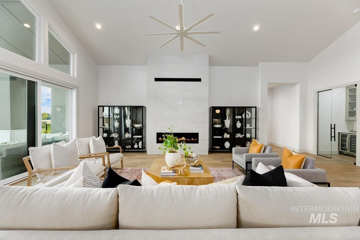 6796 Big Wood Way, Star, Idaho 83669, 3 Bedrooms, 2.5 Bathrooms, Residential For Sale, Price $1,454,203, 98981195