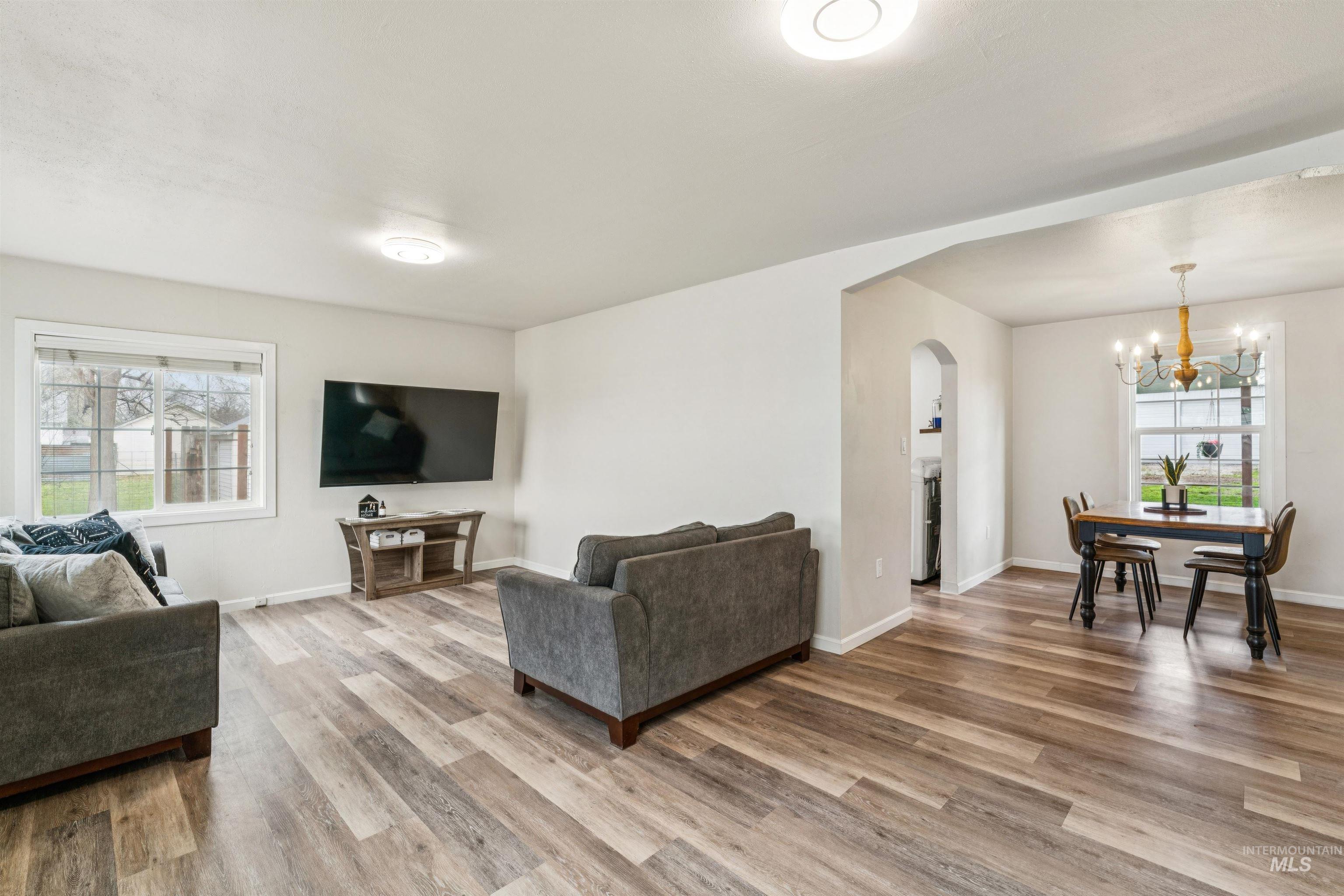 948 S Mill Road, Emmett, Idaho 83617, 2 Bedrooms, 1 Bathroom, Residential For Sale, Price $429,900, 98981196