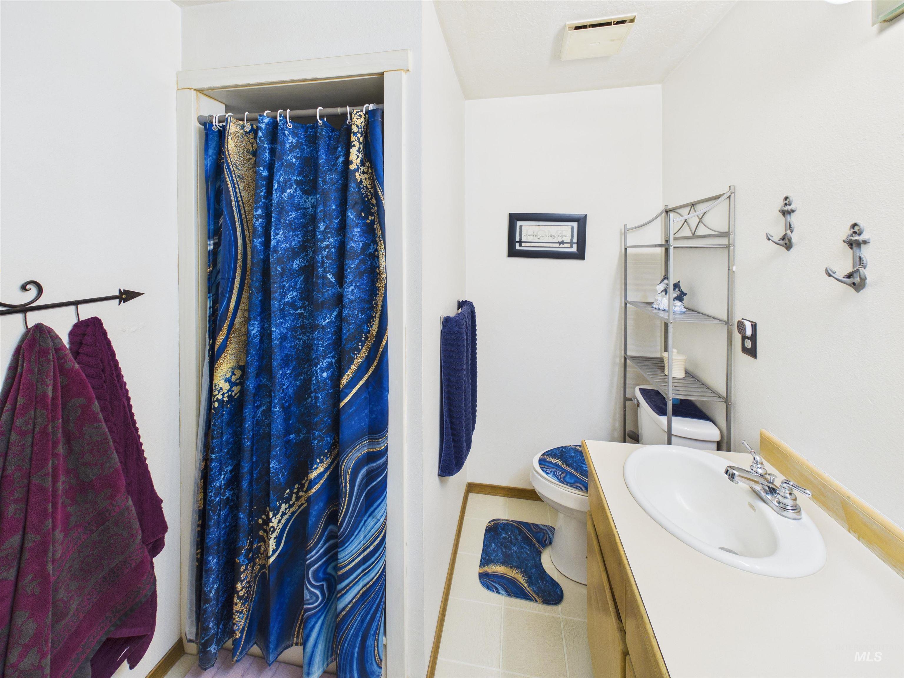 400 W 90 N, Burley, Idaho 83318, 2 Bedrooms, 2.5 Bathrooms, Residential For Sale, Price $715,000, 98981199