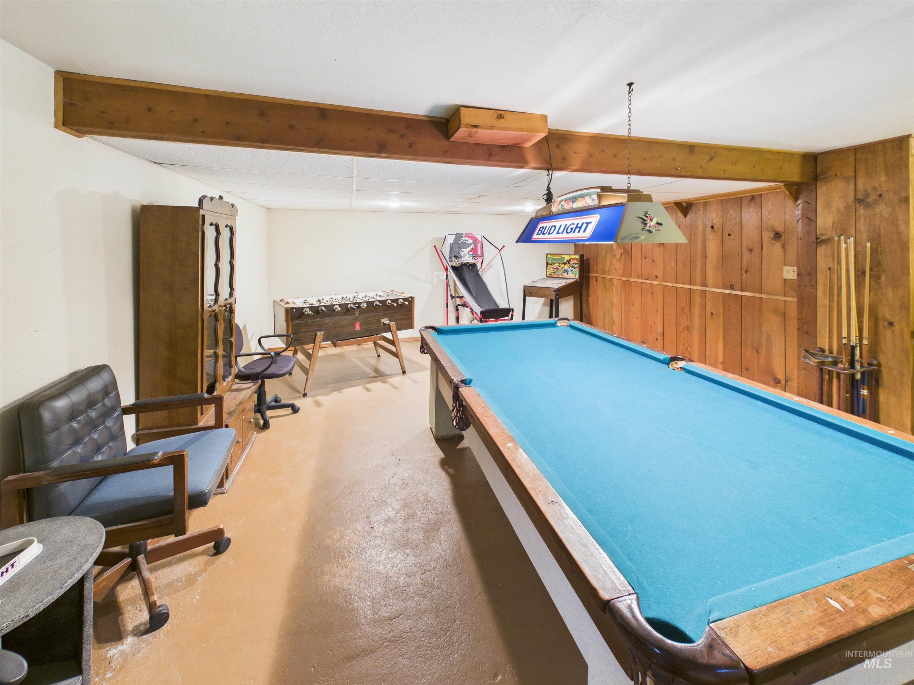 400 W 90 N, Burley, Idaho 83318, 2 Bedrooms, 2.5 Bathrooms, Residential For Sale, Price $715,000, 98981199