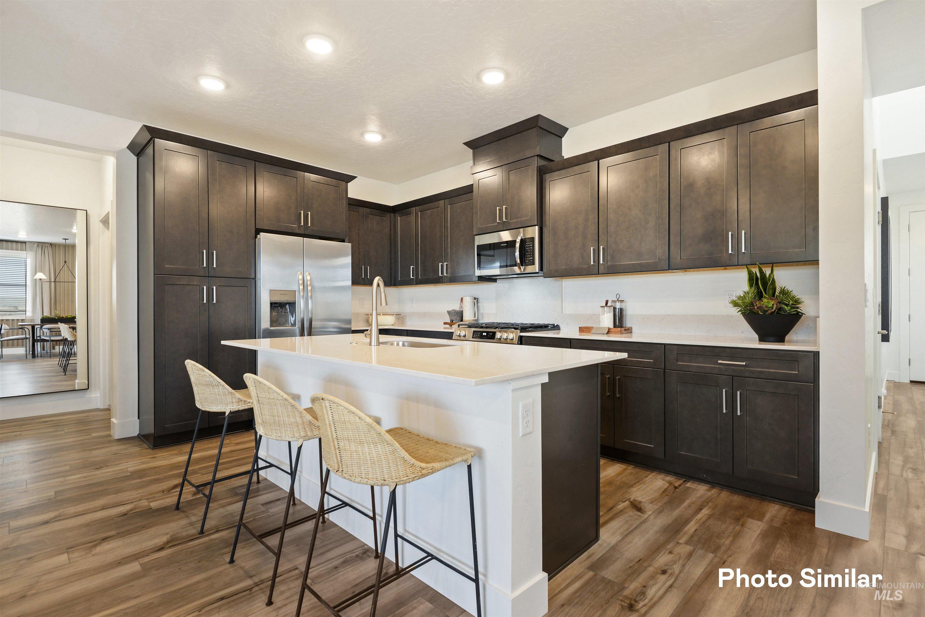 1737 N Big Star Ave, Eagle, Idaho 83616, 4 Bedrooms, 3 Bathrooms, Residential For Sale, Price $462,900, 98981200