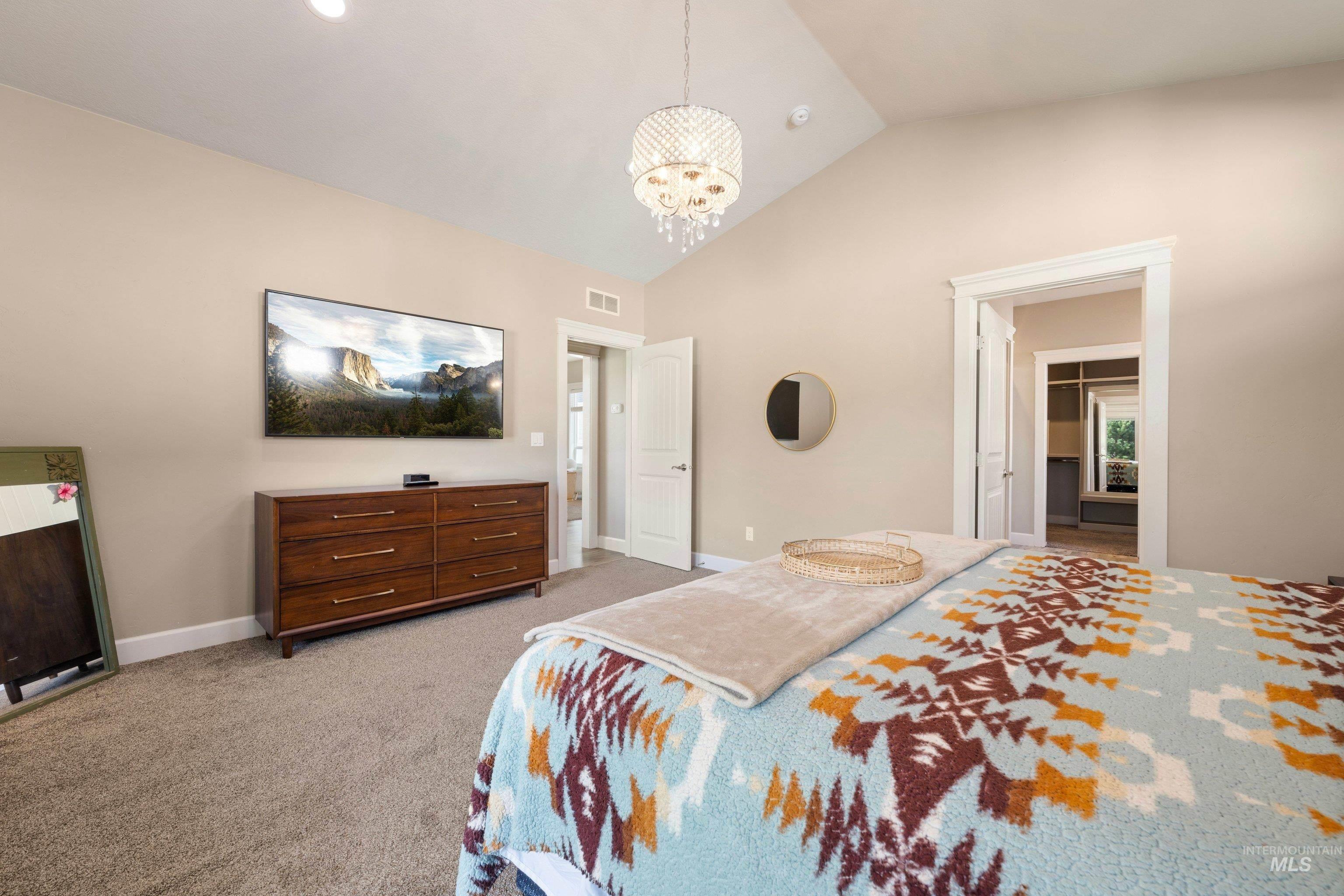 3820 W. Dover Dr., Meridian, Idaho 83642, 5 Bedrooms, 2.5 Bathrooms, Residential For Sale, Price $613,999, 98981213