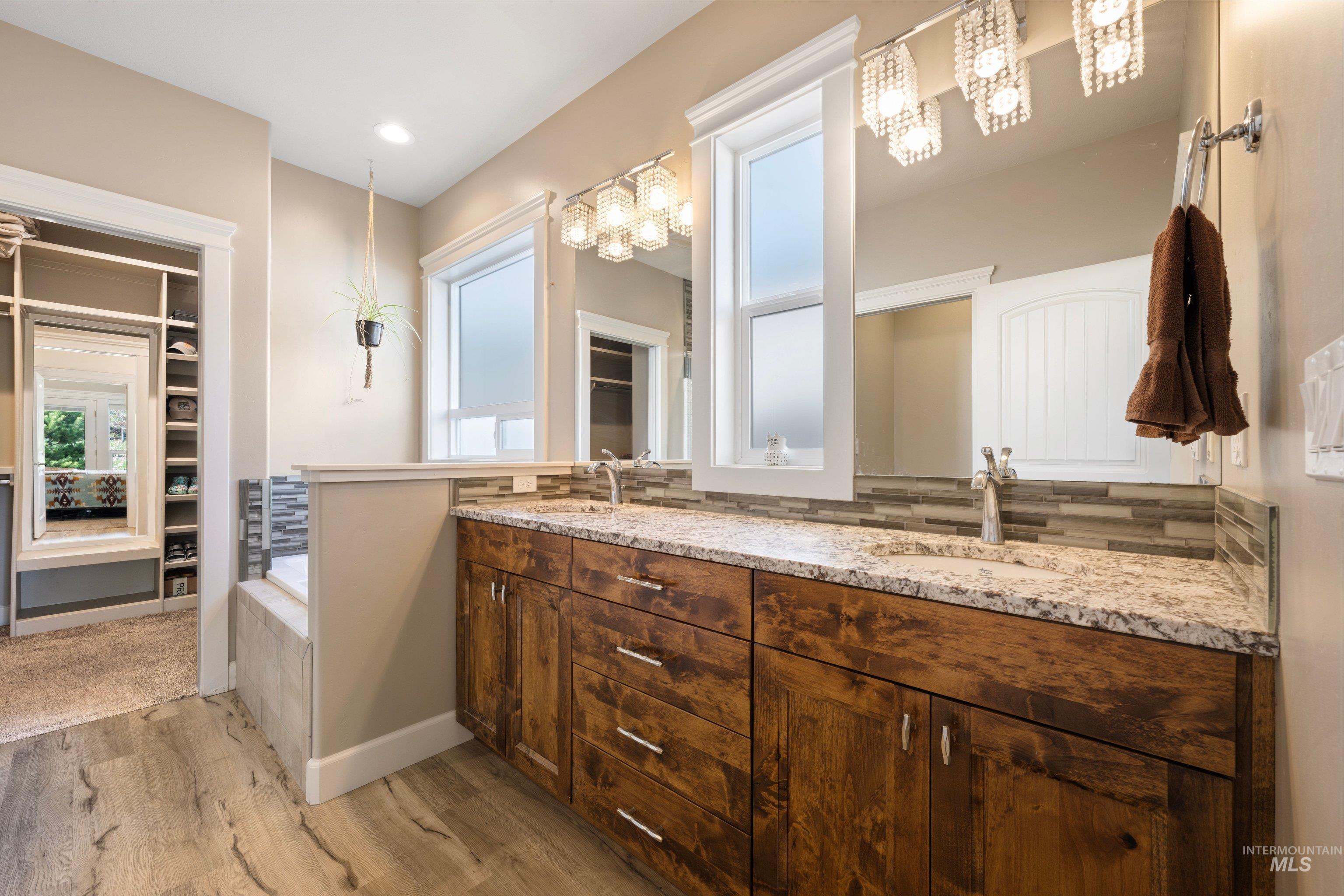 3820 W. Dover Dr., Meridian, Idaho 83642, 5 Bedrooms, 2.5 Bathrooms, Residential For Sale, Price $613,999, 98981213