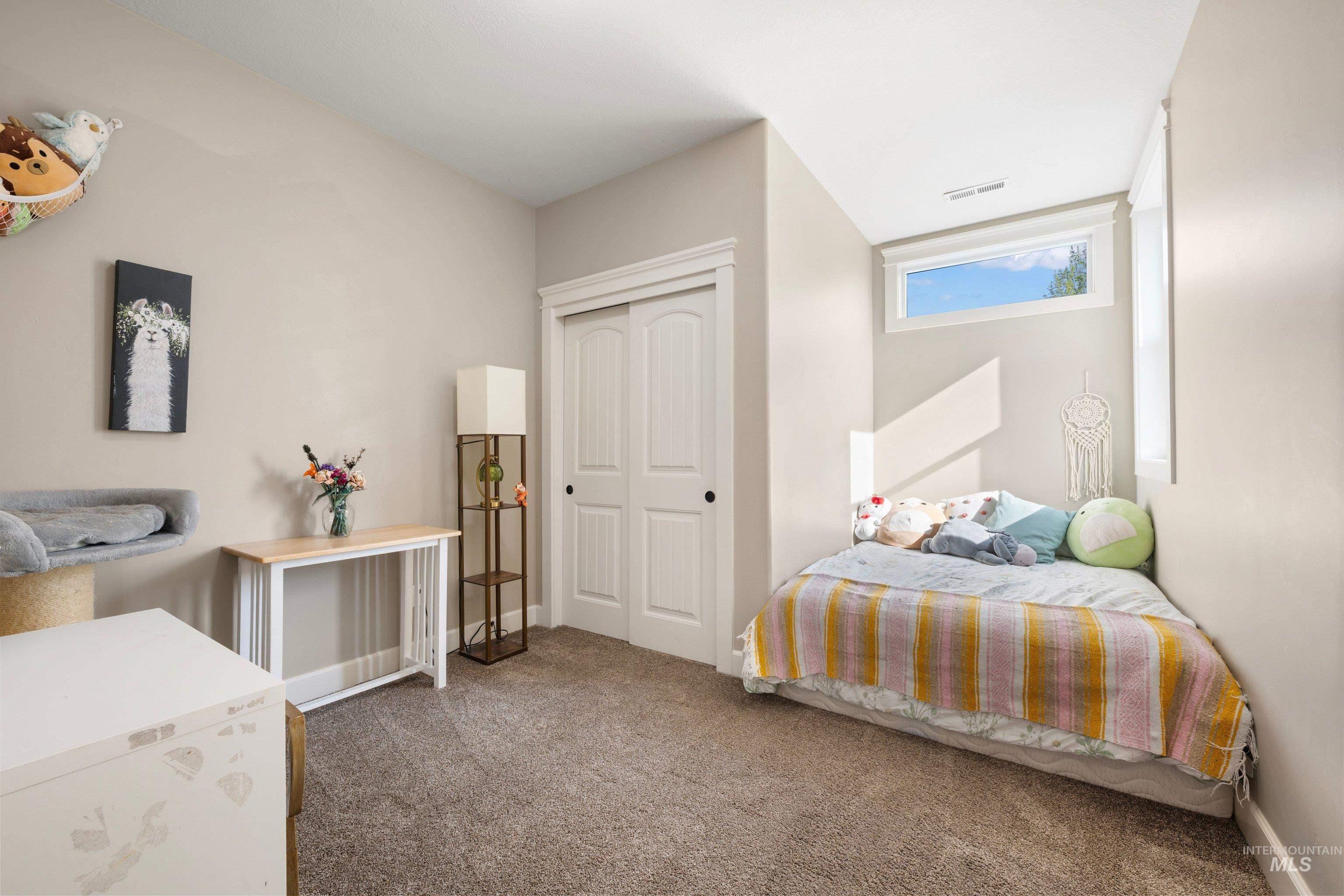 3820 W. Dover Dr., Meridian, Idaho 83642, 5 Bedrooms, 2.5 Bathrooms, Residential For Sale, Price $613,999, 98981213