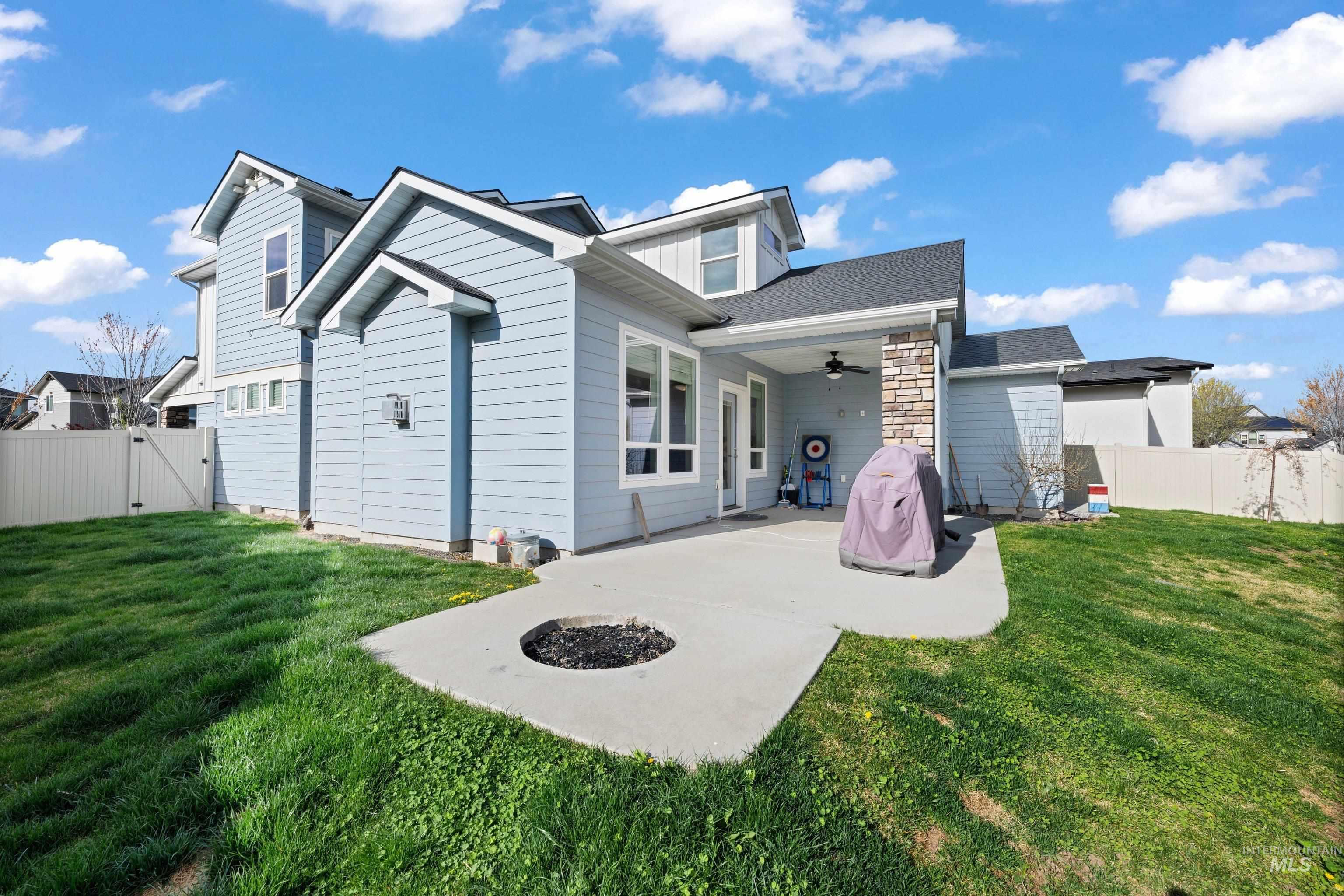 3820 W. Dover Dr., Meridian, Idaho 83642, 5 Bedrooms, 2.5 Bathrooms, Residential For Sale, Price $613,999, 98981213