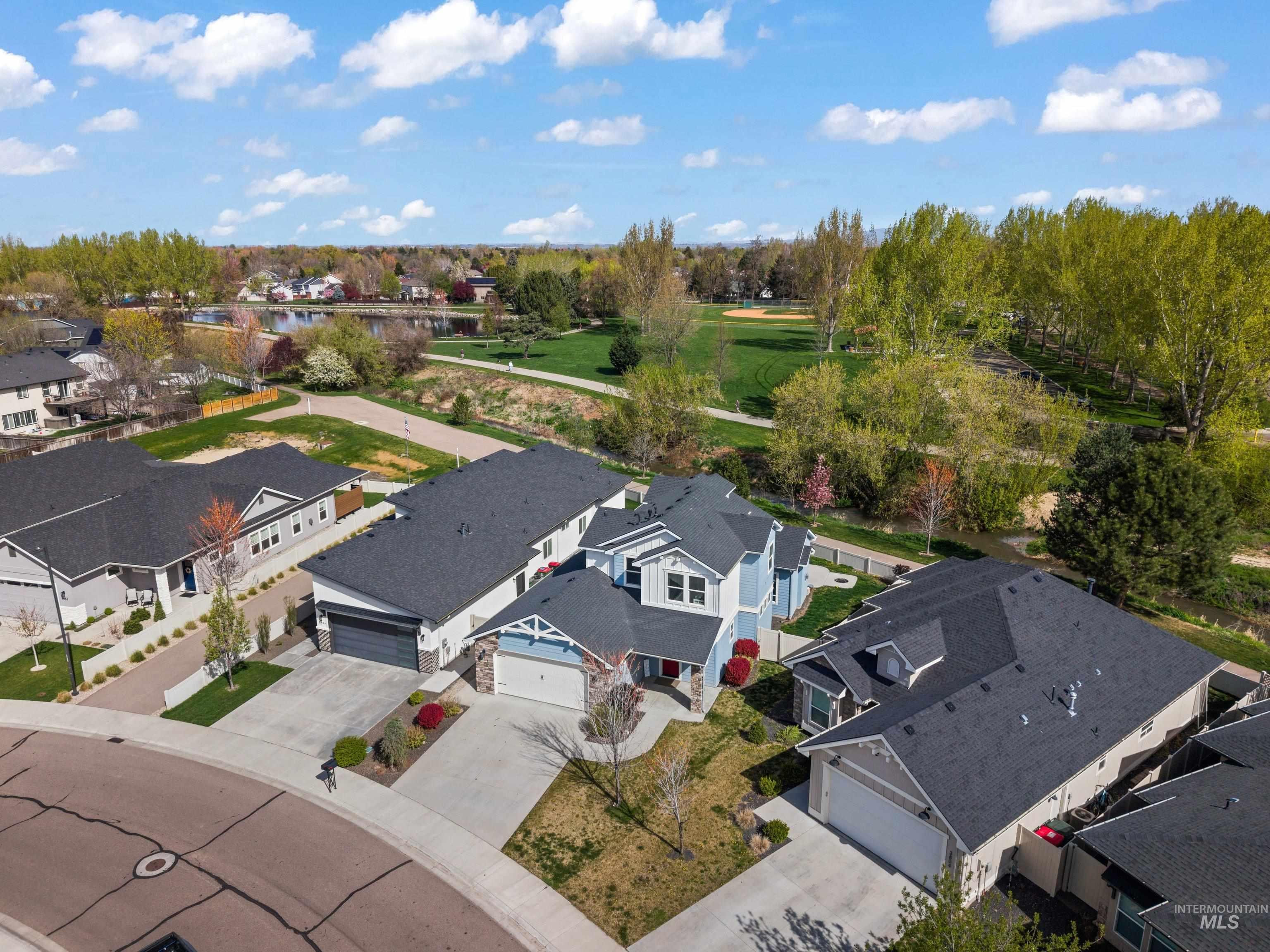 3820 W. Dover Dr., Meridian, Idaho 83642, 5 Bedrooms, 2.5 Bathrooms, Residential For Sale, Price $613,999, 98981213