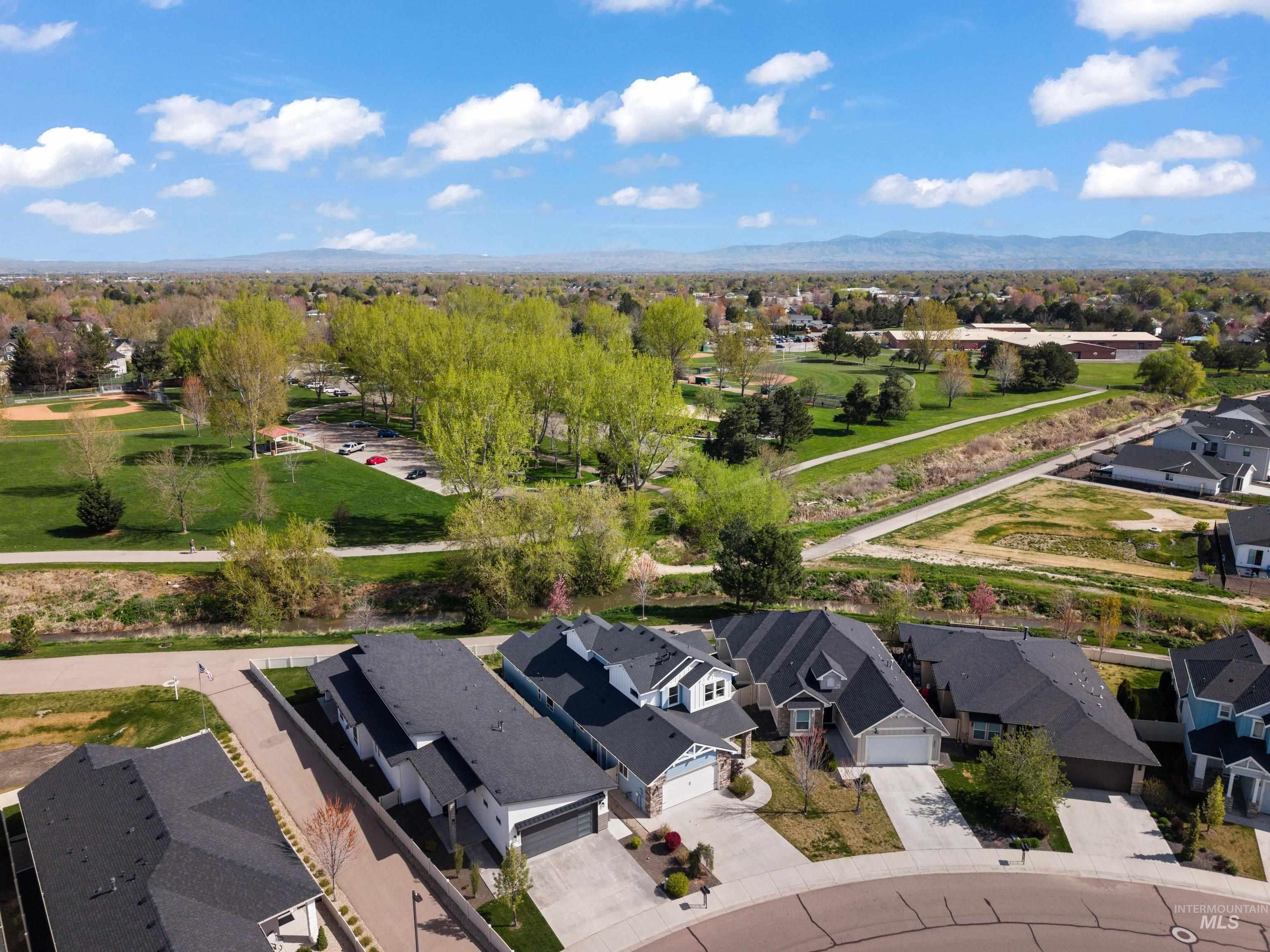 3820 W. Dover Dr., Meridian, Idaho 83642, 5 Bedrooms, 2.5 Bathrooms, Residential For Sale, Price $613,999, 98981213