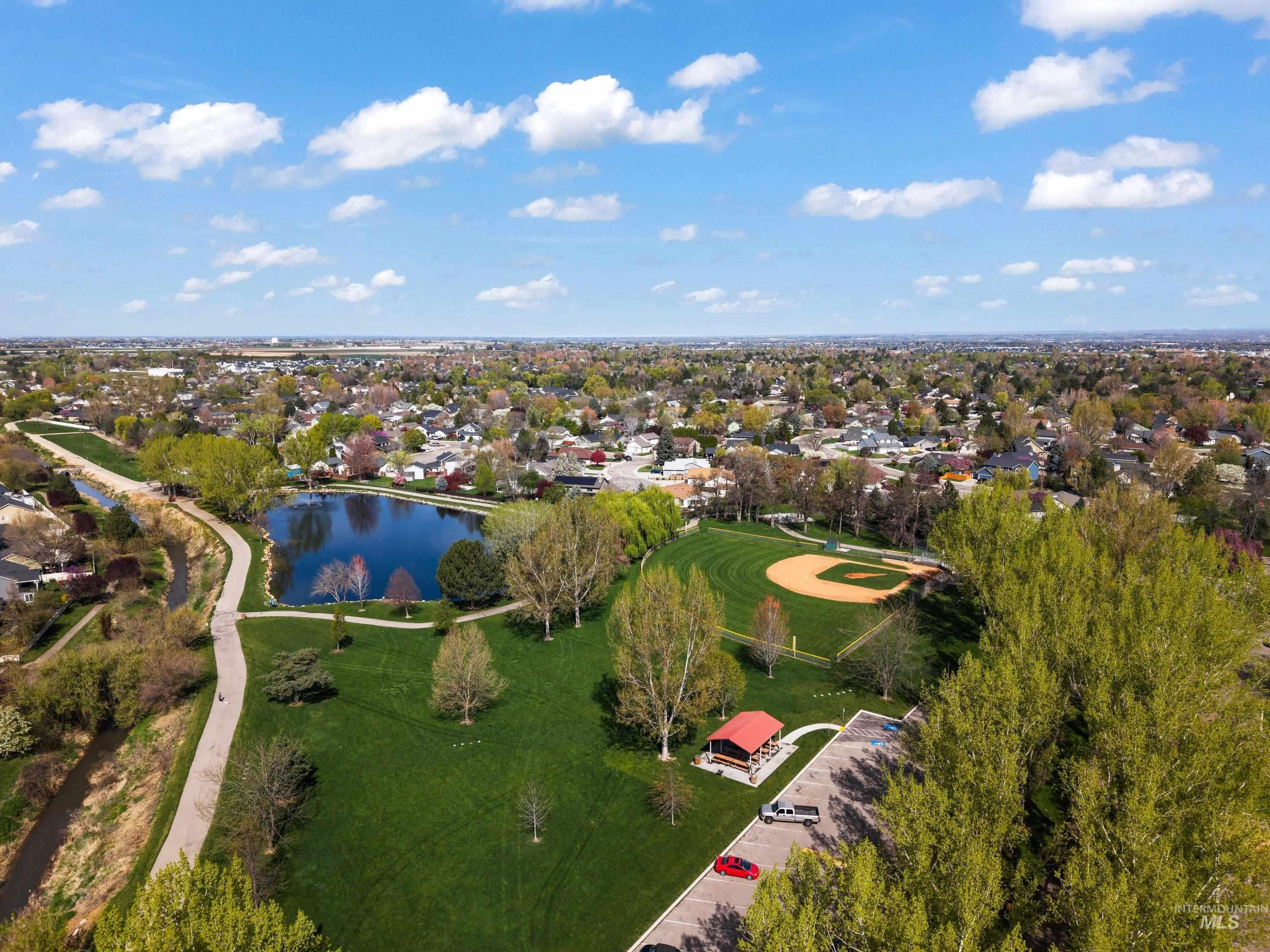 3820 W. Dover Dr., Meridian, Idaho 83642, 5 Bedrooms, 2.5 Bathrooms, Residential For Sale, Price $613,999, 98981213