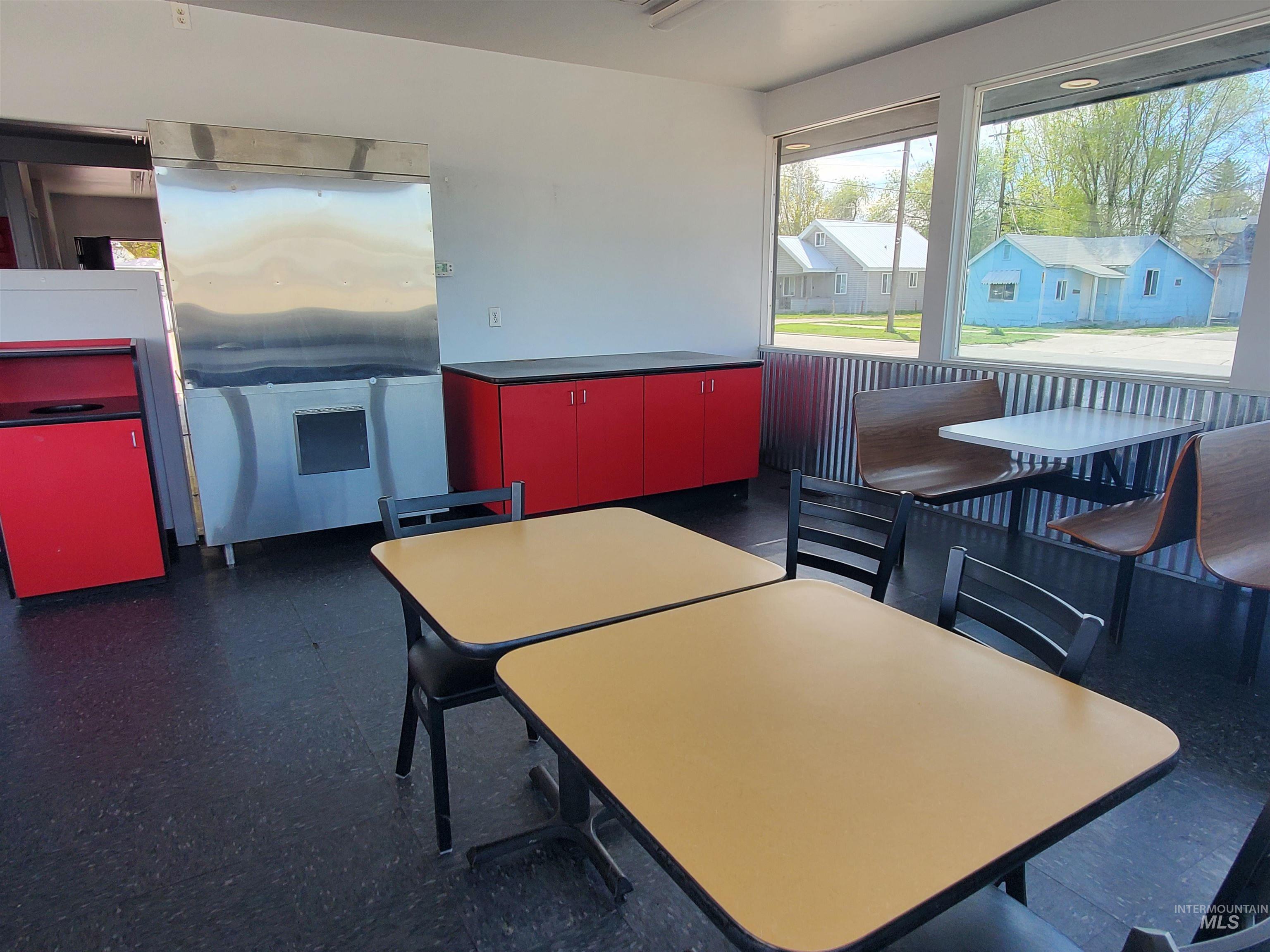 333 W Main St, Burley, Idaho 83318-0000, Business/Commercial For Sale, Price $450,000, 98981215