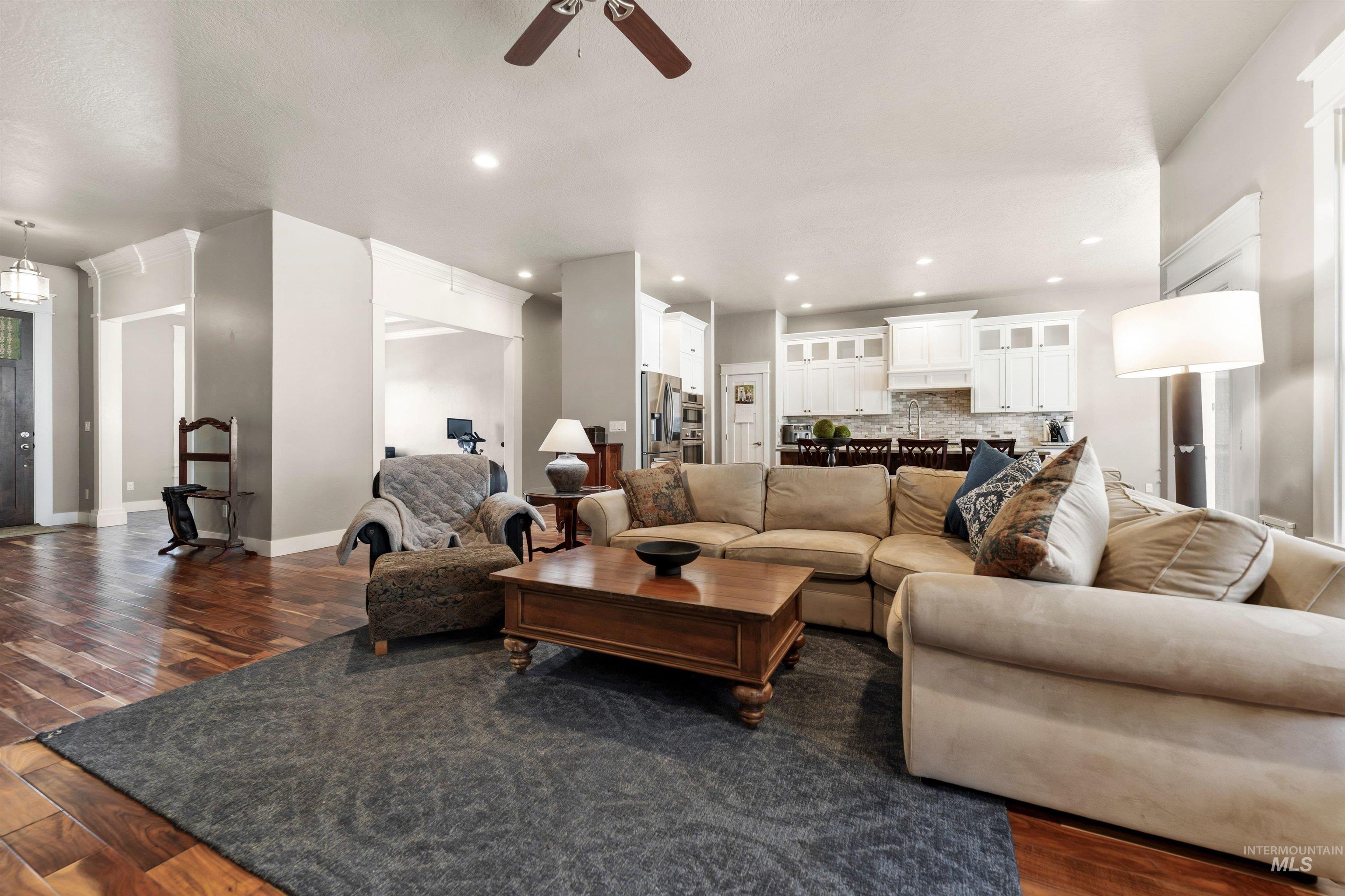 1360 N Bowknot Lake Way, Star, Idaho 83669, 4 Bedrooms, 3 Bathrooms, Residential For Sale, Price $889,000, 98981216