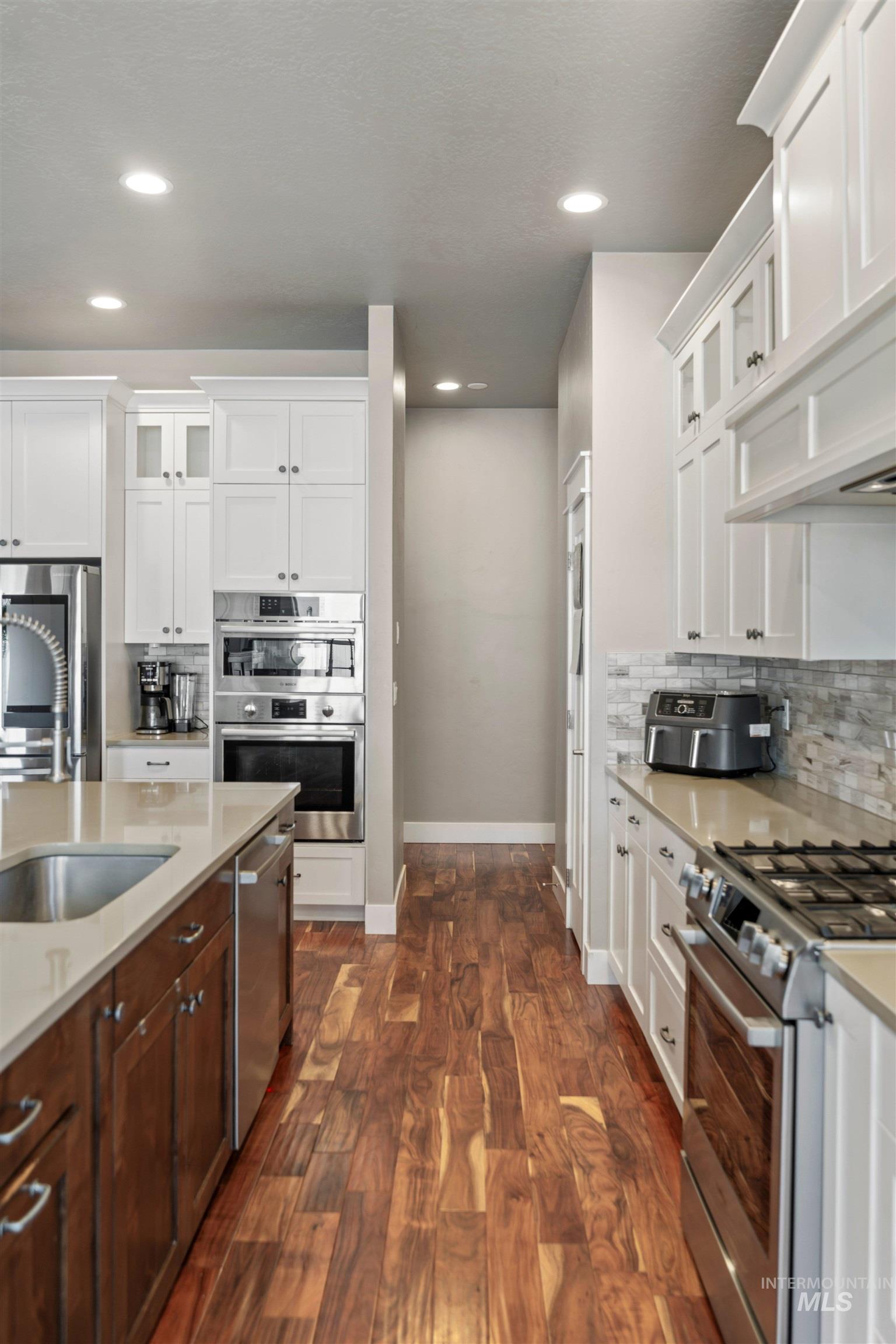 1360 N Bowknot Lake Way, Star, Idaho 83669, 4 Bedrooms, 3 Bathrooms, Residential For Sale, Price $889,000, 98981216